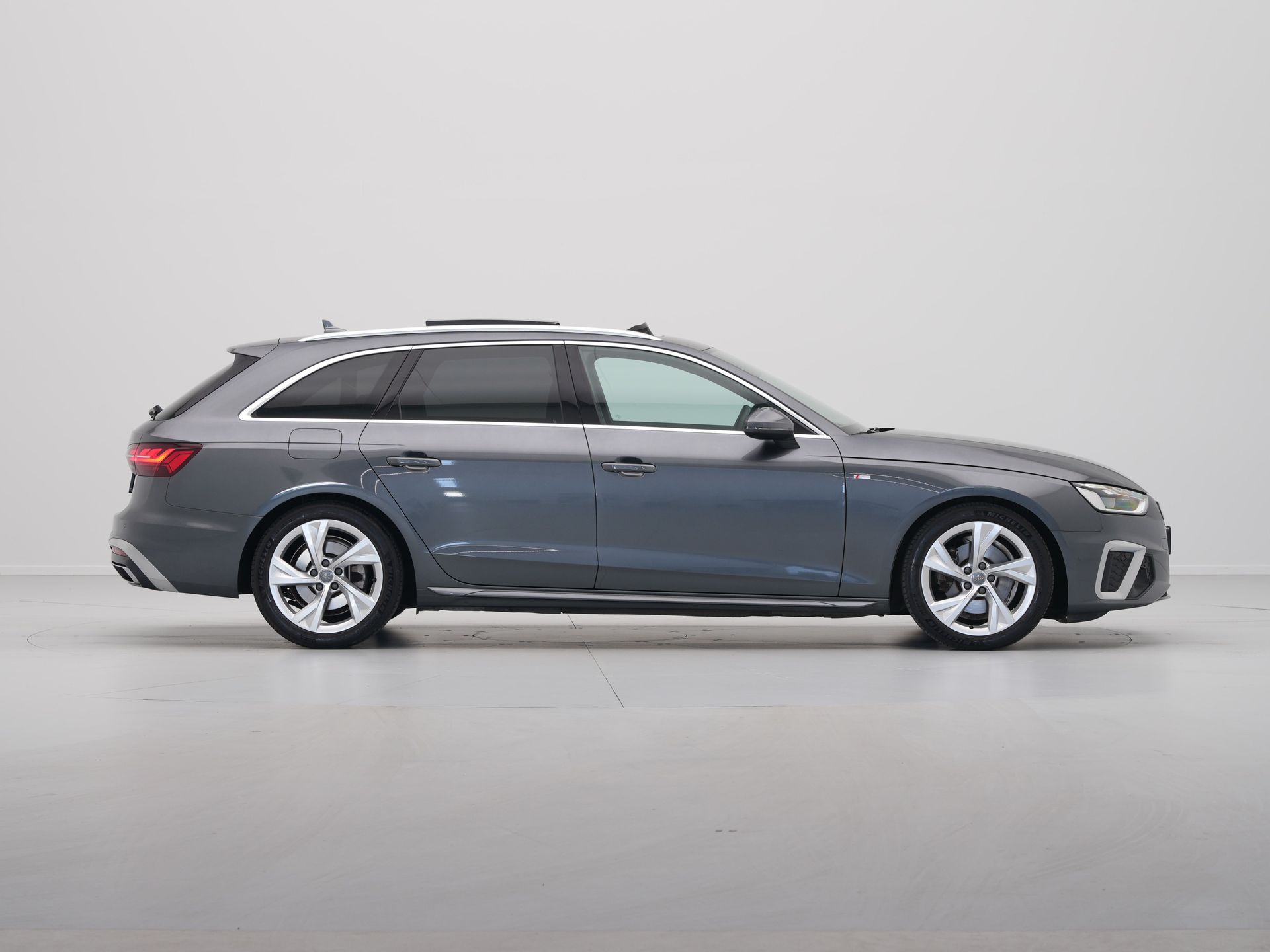 Audi - A4 Avant 35 TFSI 150pk S-Line - 2020