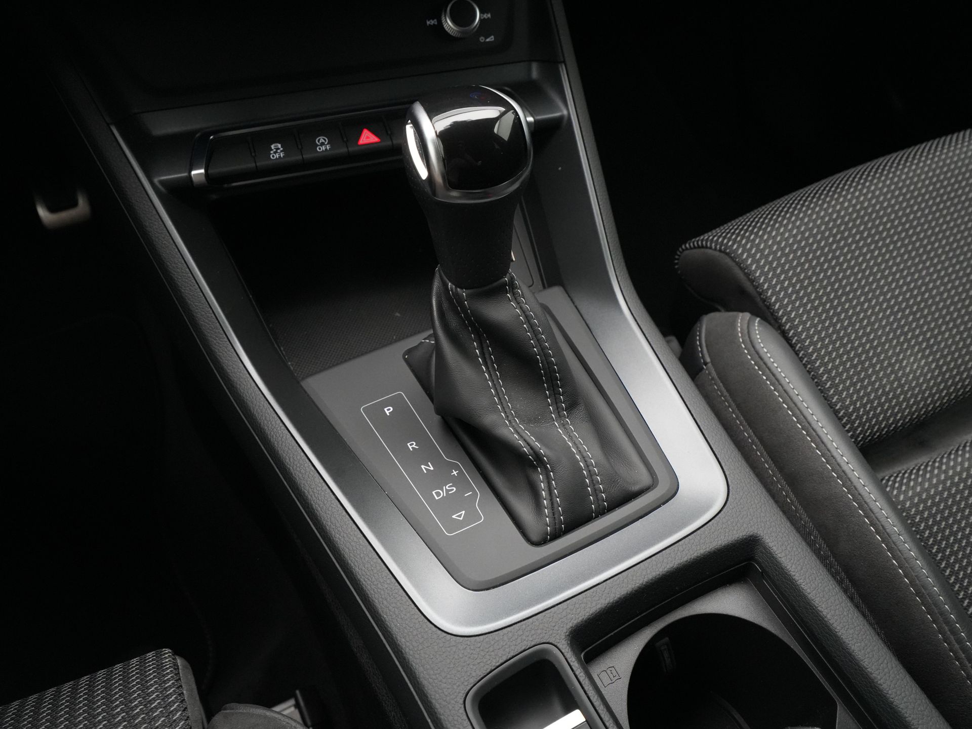 Audi - Q3 35 TFSI Pro Line S Line - 2020