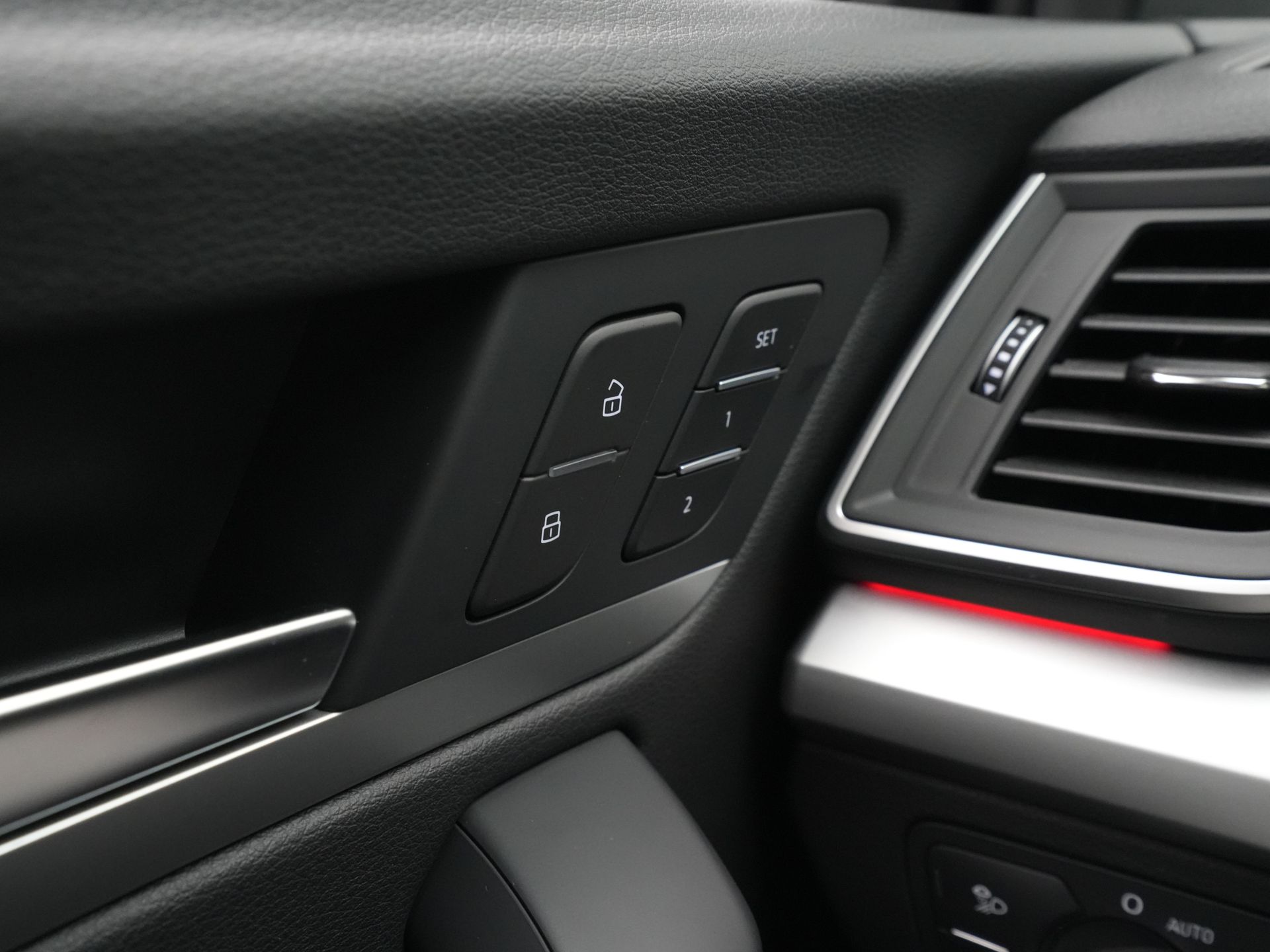 Audi - Q5 Sportback 55 TFSI e 367 pk S-Tronic Quattro S edition Competition - 2024