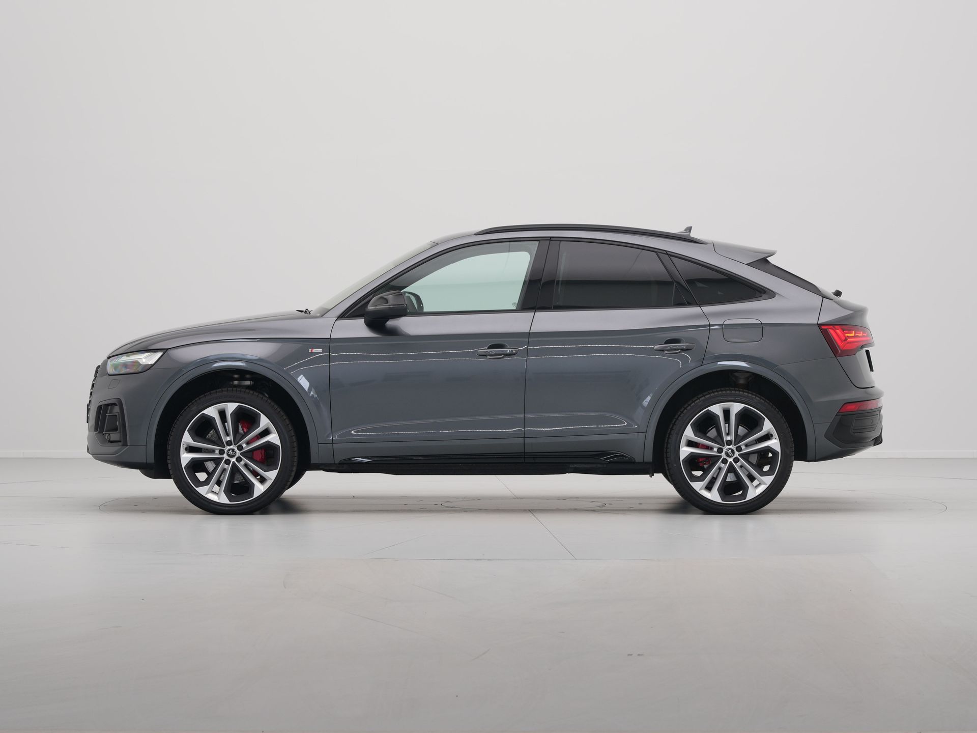 Audi - Q5 Sportback 55 TFSI e 367 pk S-Tronic Quattro S edition Competition - 2024