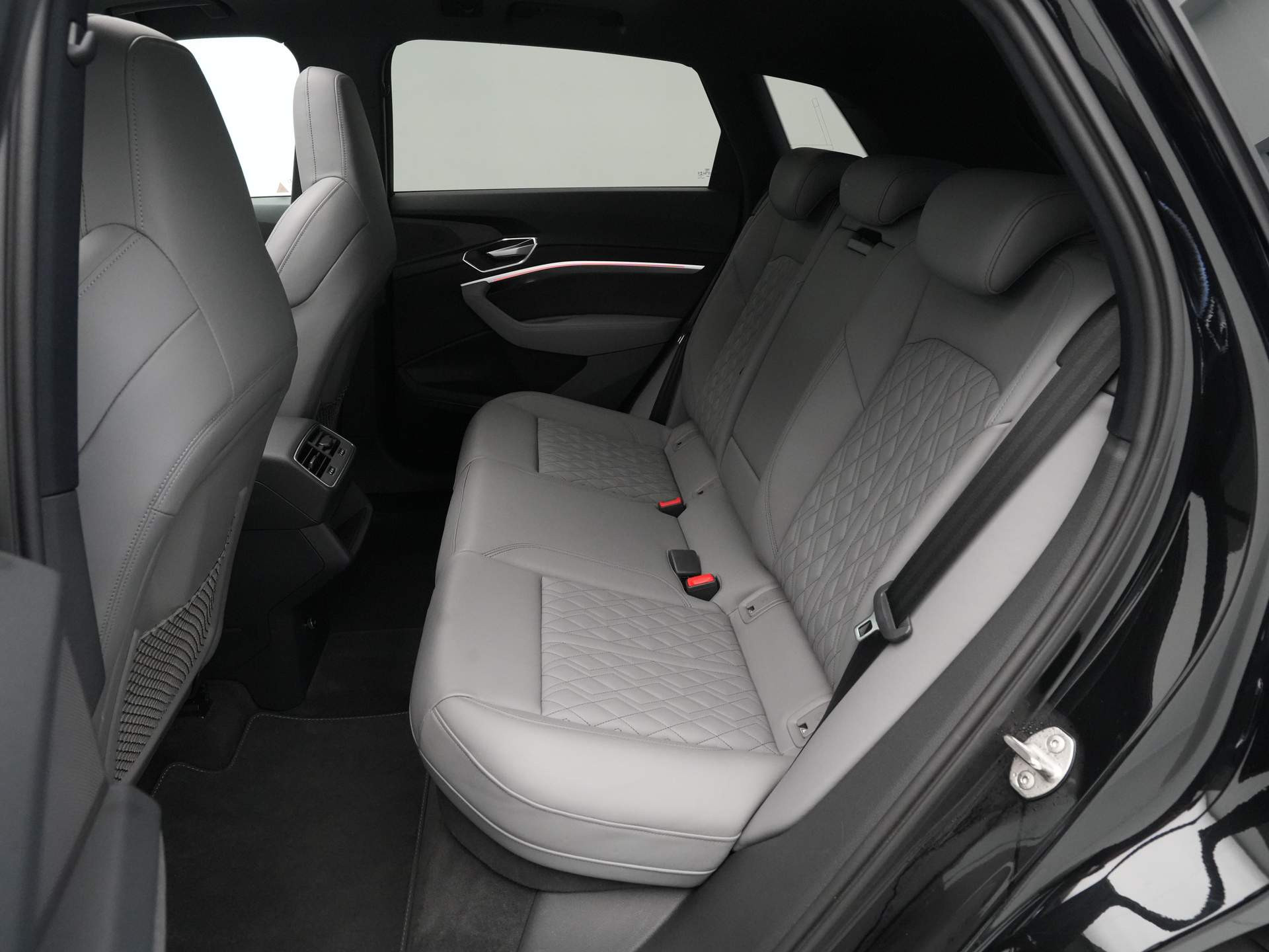Audi - e-tron S quattro 504pk 95 kWh - 2020