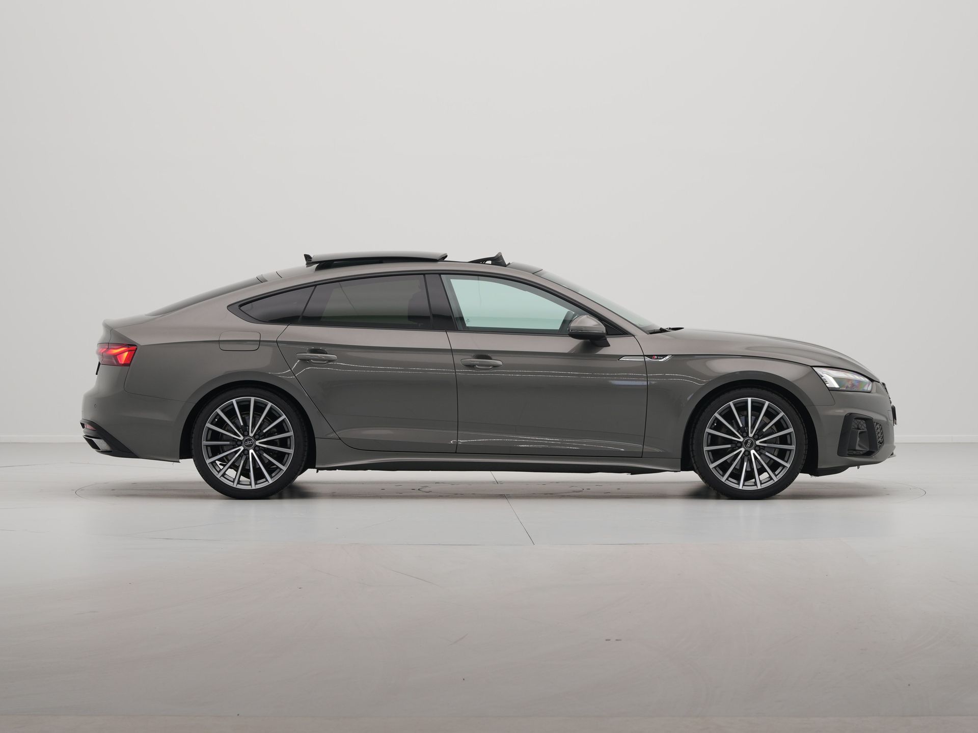Audi - A5 Sportback 35 TFSI S 150pk S edition Competition - 2024