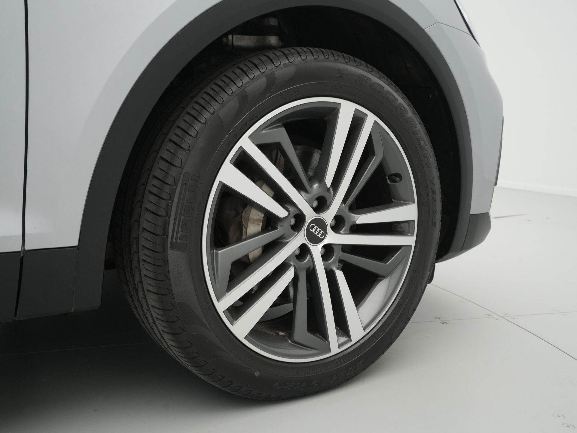 Audi - Q5 50 TFSI e S edition Quattro S Line - 2023