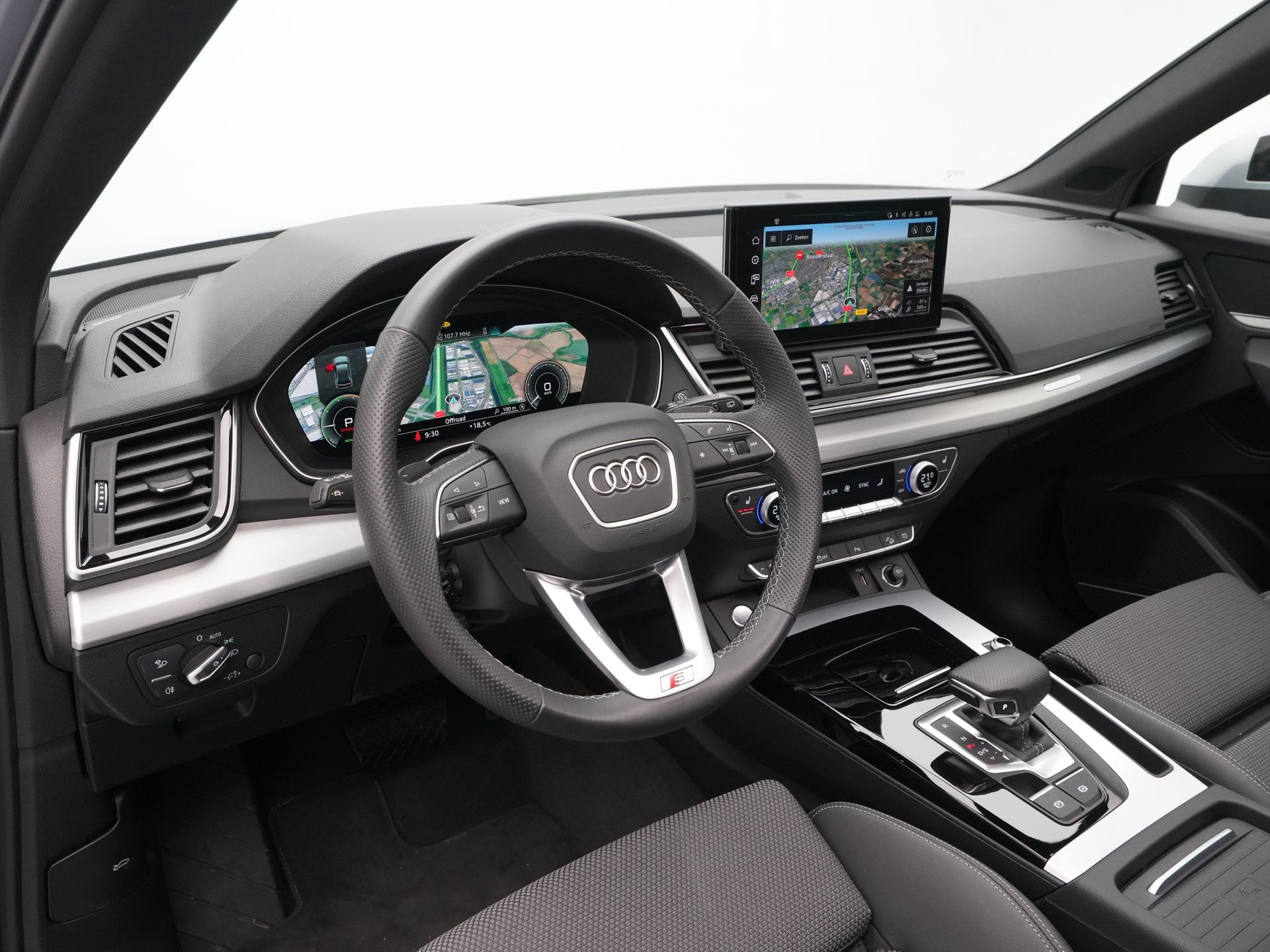 Audi - Q5 50 TFSI e S edition Quattro S Line - 2023