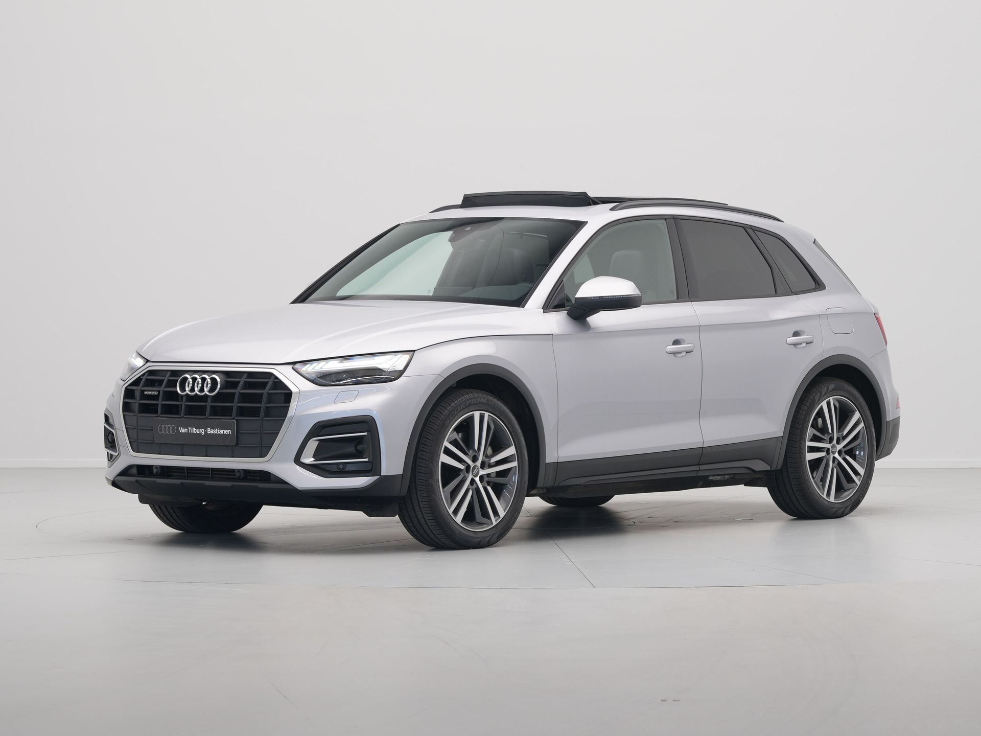Audi - Q5 50 TFSI e S edition Quattro S Line - 2023