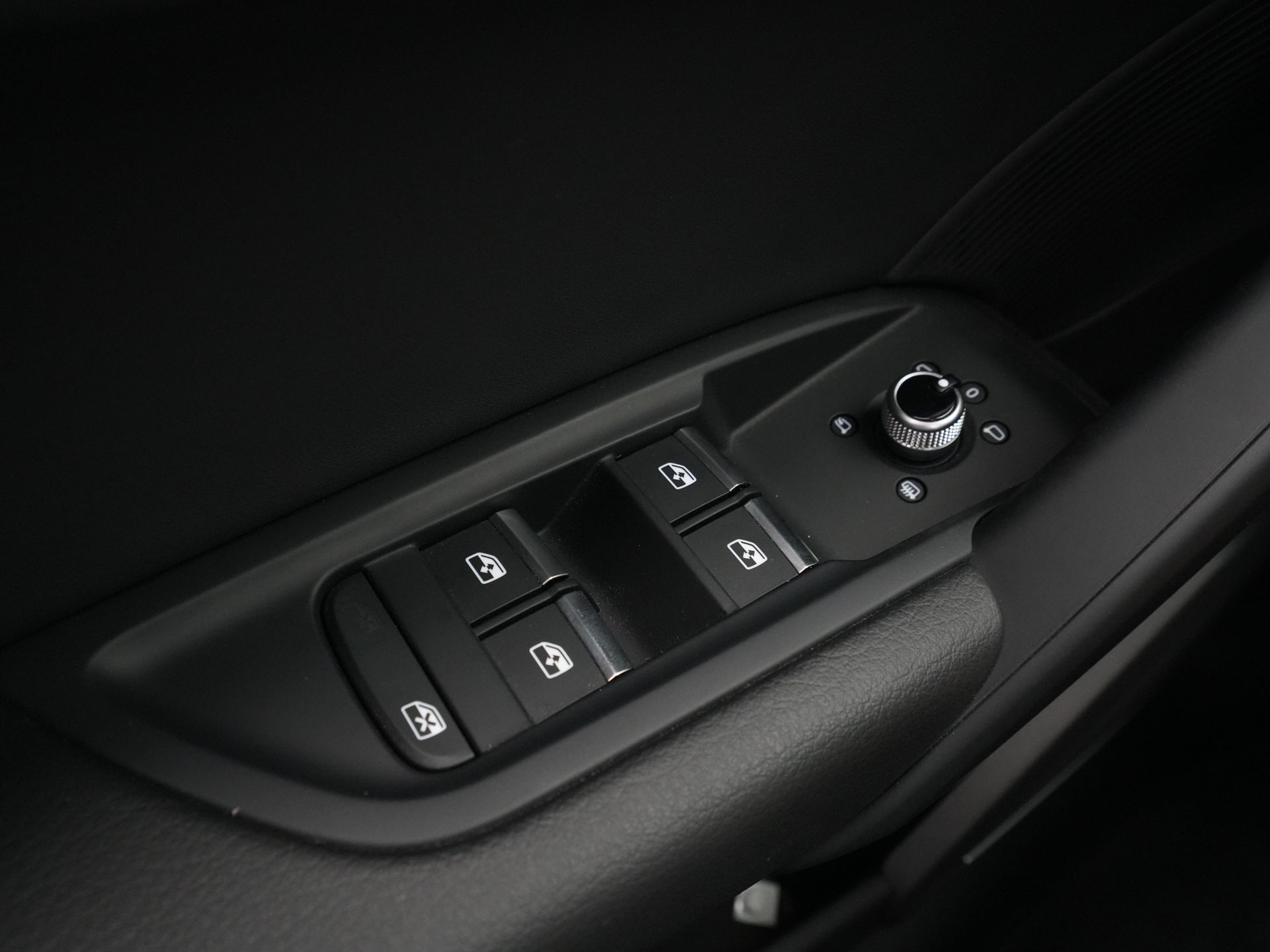 Audi - Q5 50 TFSI e S edition Quattro S Line - 2023