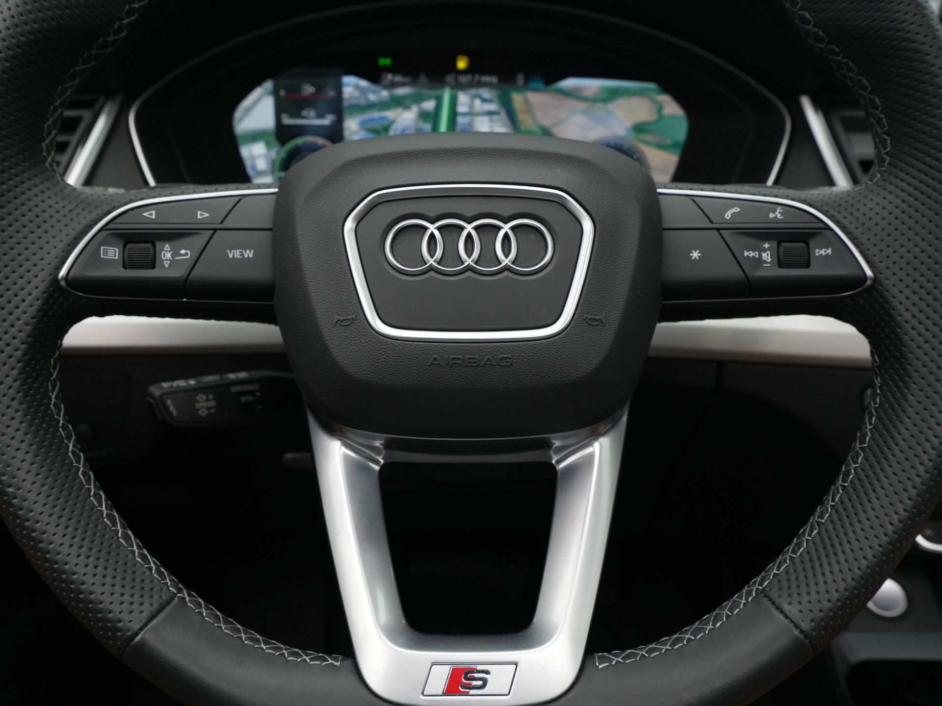 Audi - Q5 50 TFSI e S edition Quattro S Line - 2023