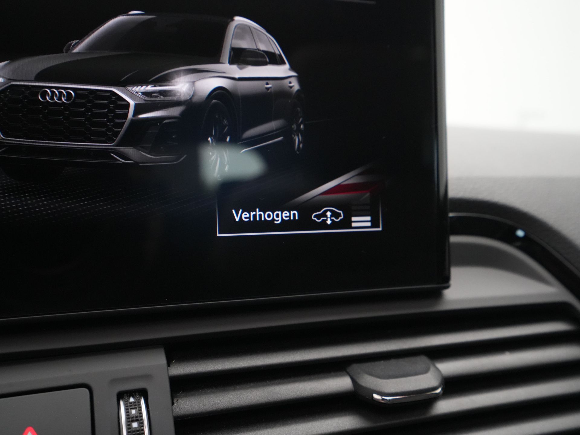 Audi - Q5 50 TFSI e S edition Quattro S Line - 2023