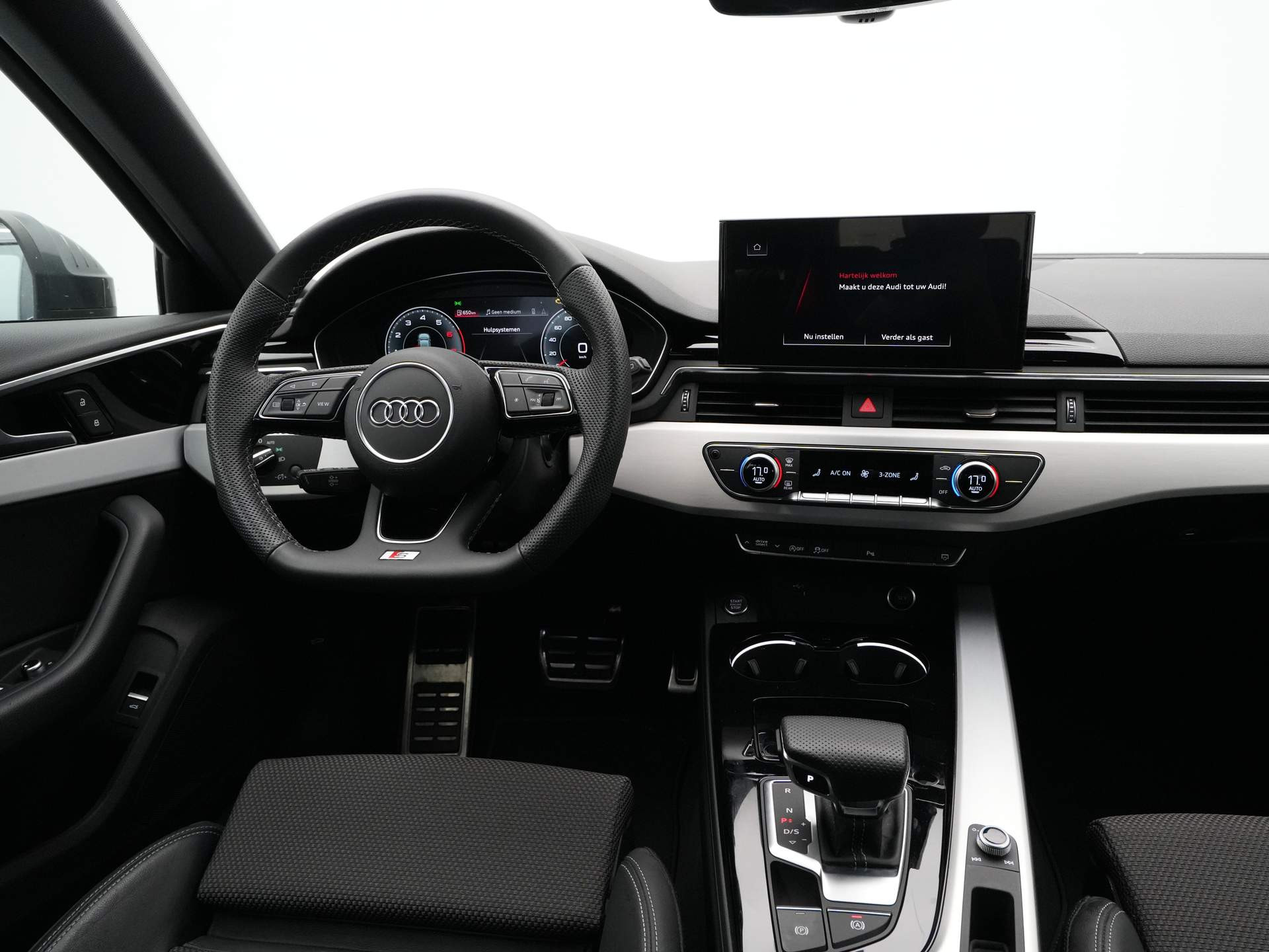 Audi - A4 Avant 35 TFSI S Line edition - 2023