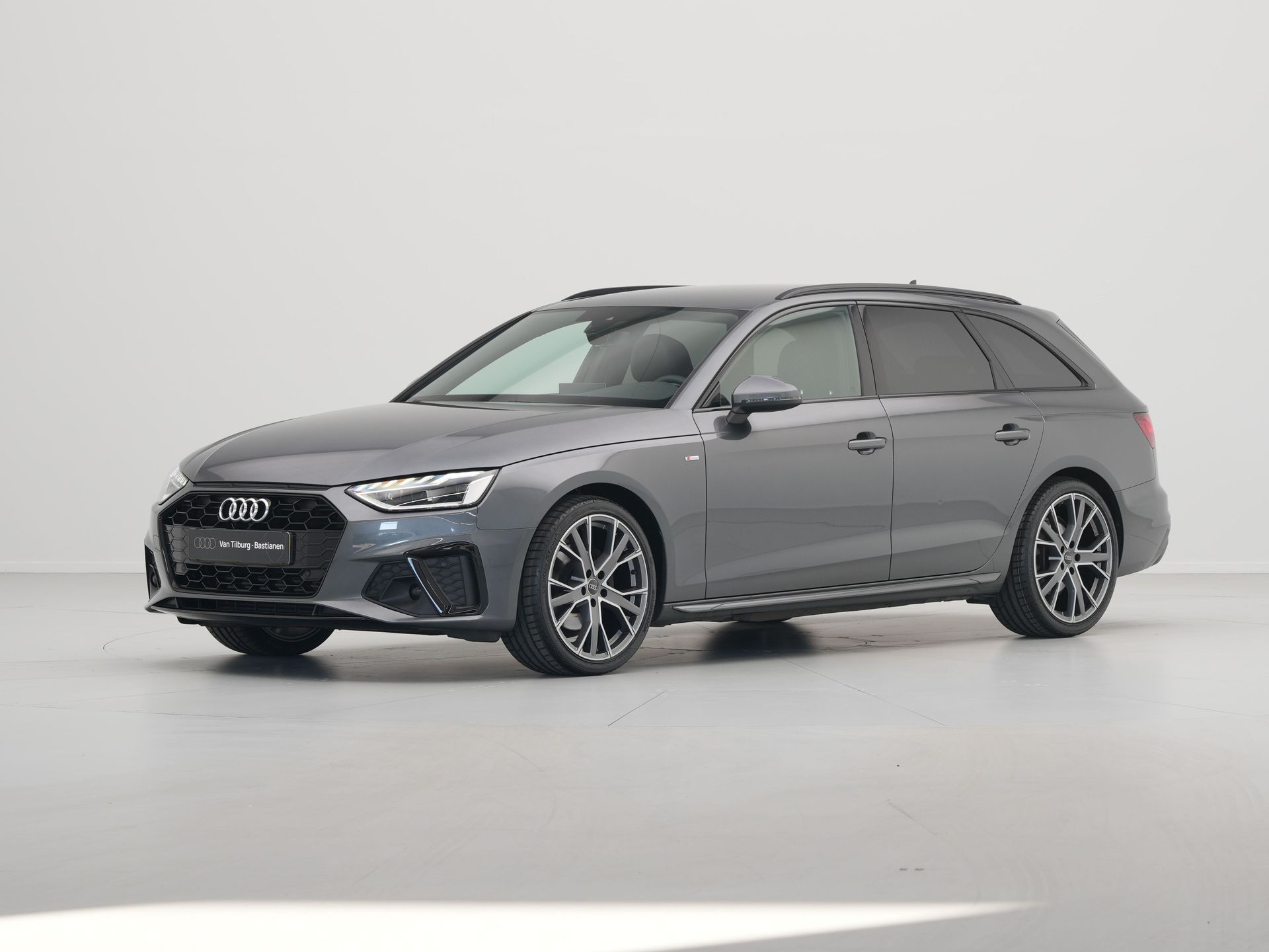 Audi - A4 Avant 35 TFSI S Line edition - 2023
