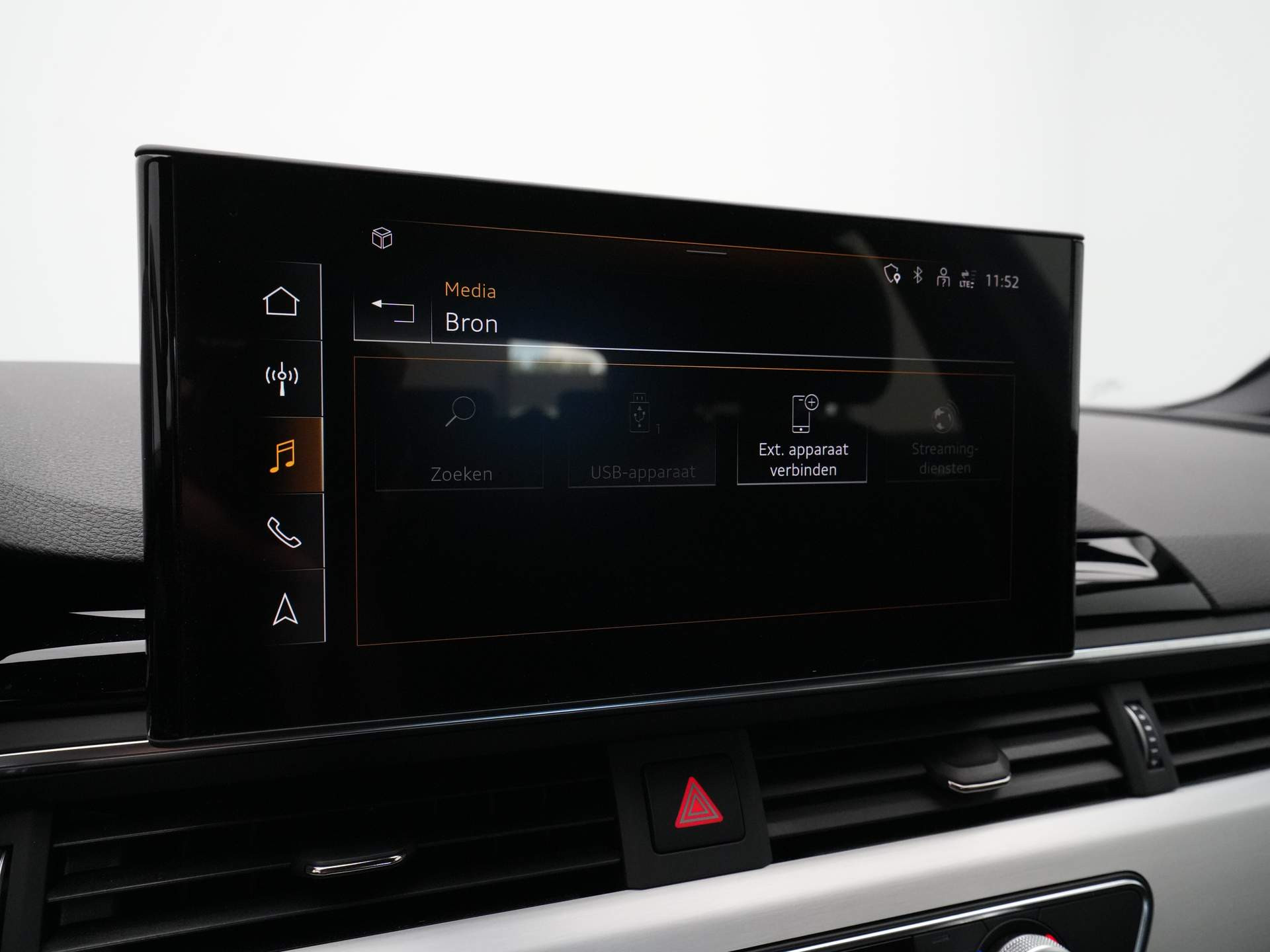 Audi - A4 Avant 35 TFSI S Line edition - 2023