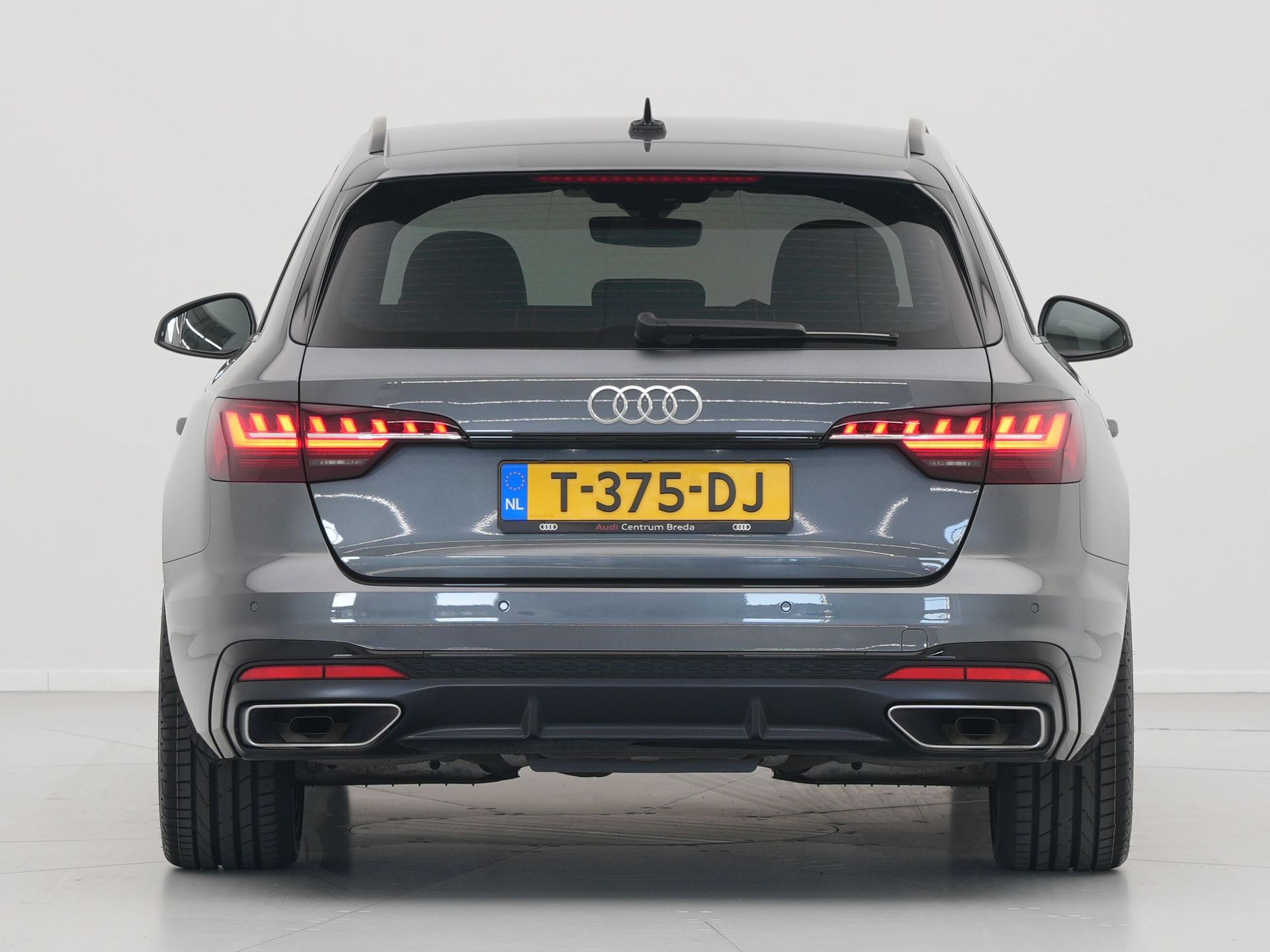 Audi - A4 Avant 35 TFSI S Line edition - 2023