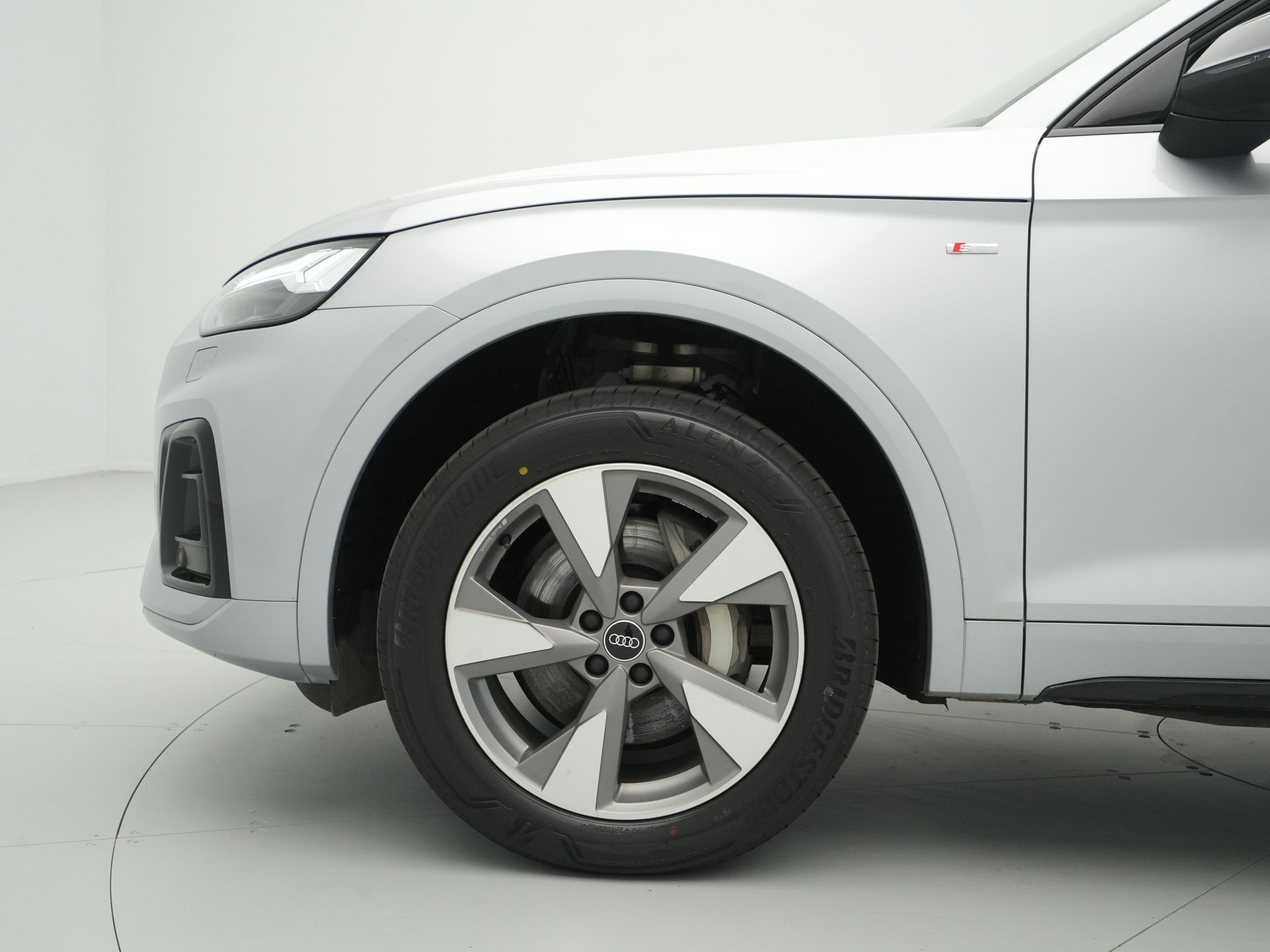 Audi - Q5 50 TFSI e S-line - 2023
