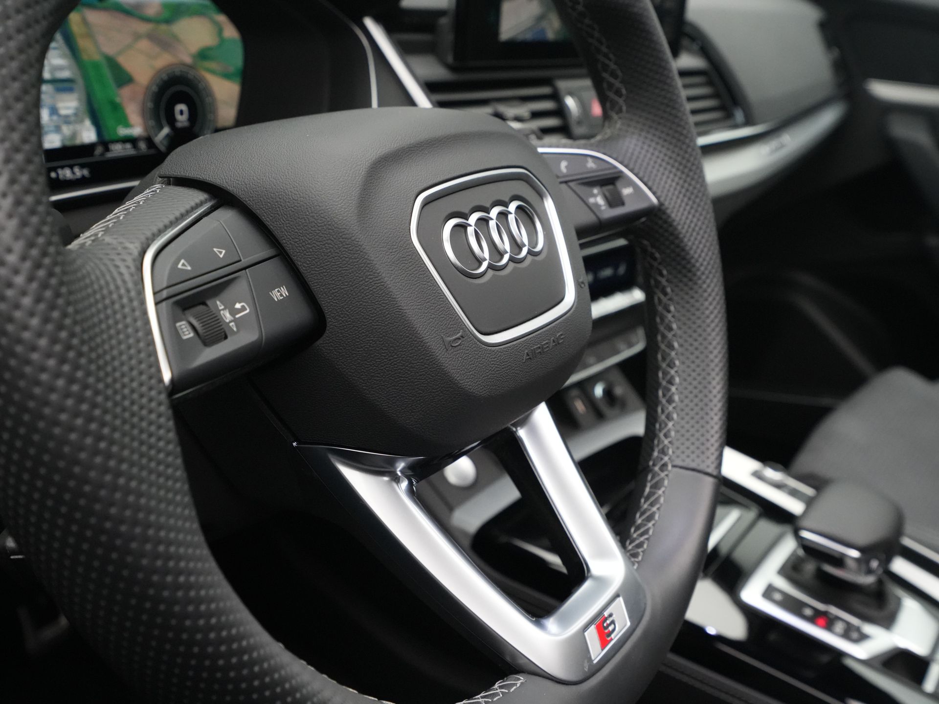 Audi - Q5 50 TFSI e S-line - 2023