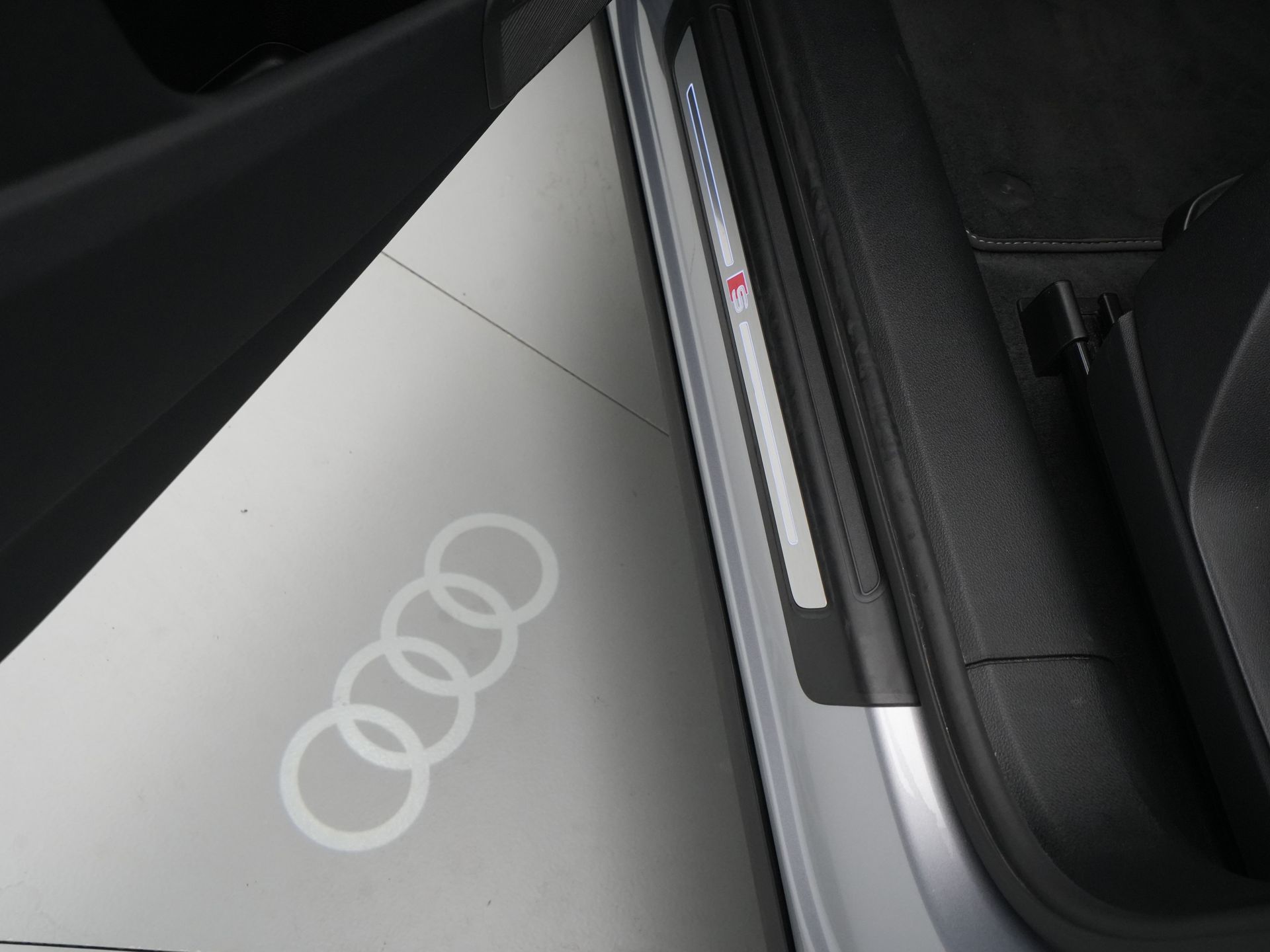 Audi - Q5 50 TFSI e S-line - 2023