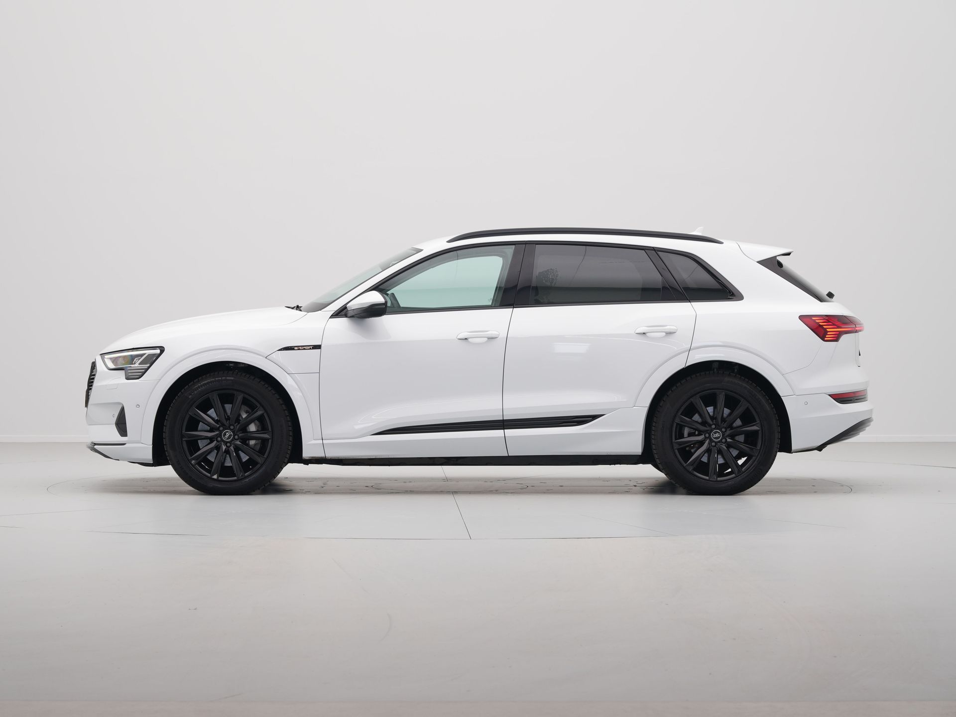 Audi - e-tron e-tron 55 quattro advanced 95 kWh - 2019