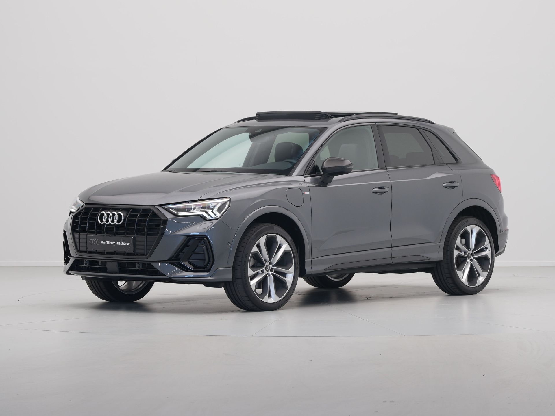 Audi - Q3 45 TFSI e 245pk S edition S Line - 2024