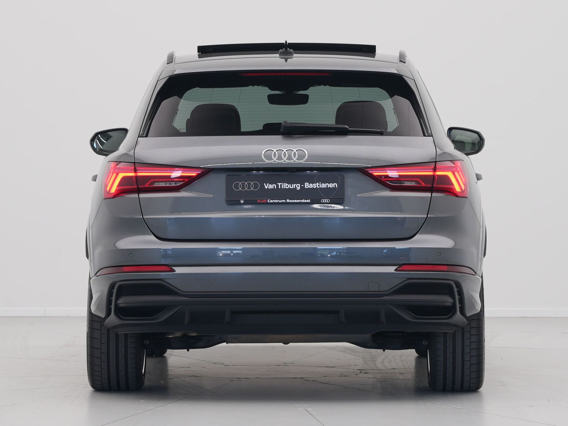 Audi - Q3 45 TFSI e 245pk S edition S Line - 2024