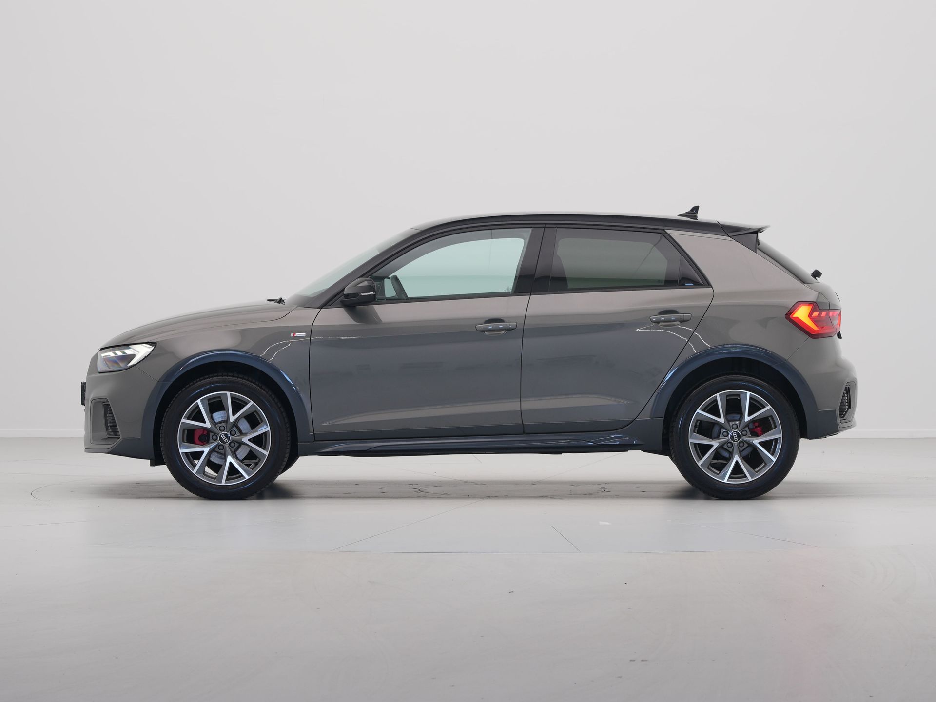 Audi - A1 citycarver 30 TFSI Advanced Edition S Line - 2022