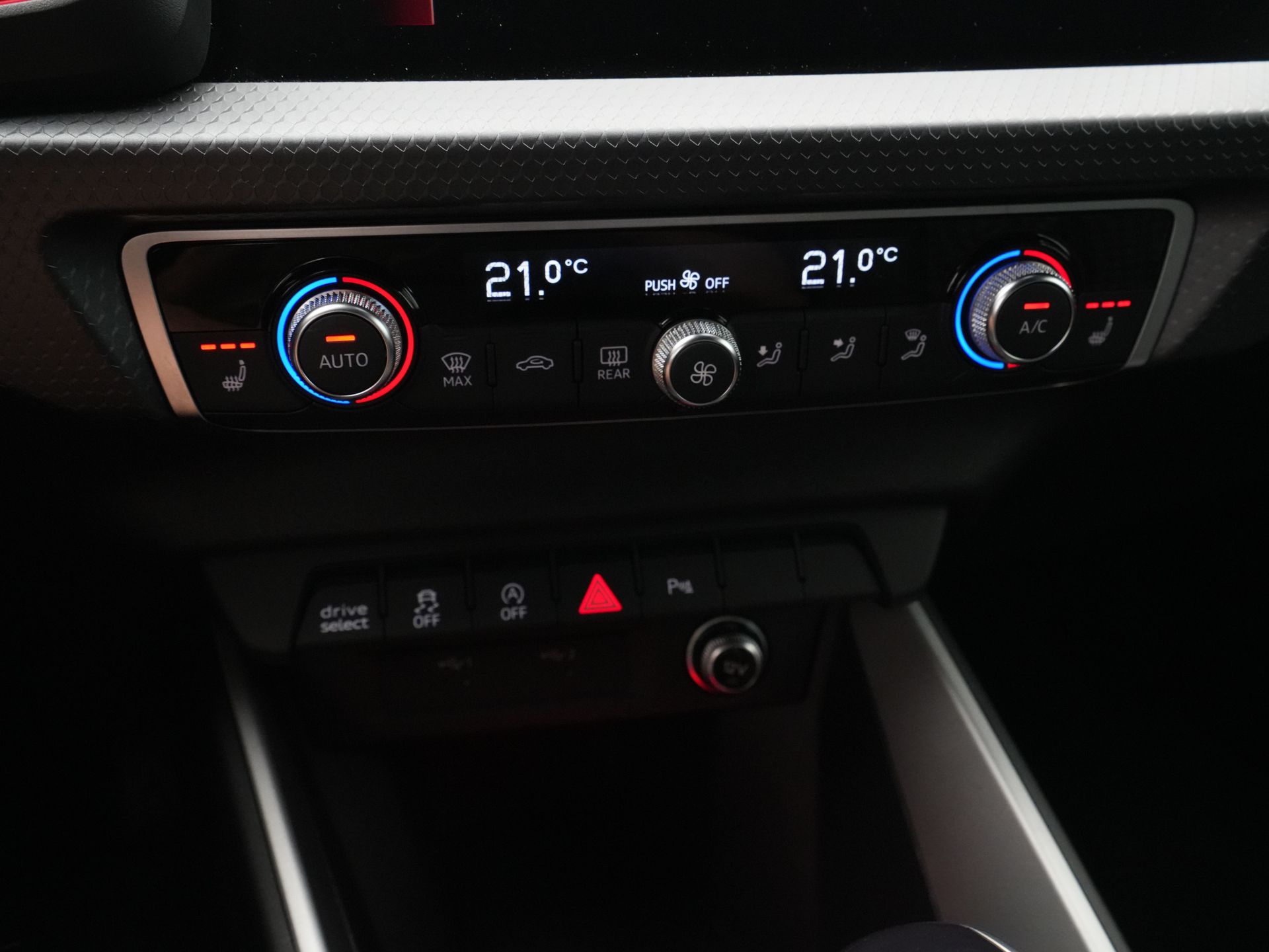 Audi - A1 citycarver 30 TFSI Advanced Edition S Line - 2022