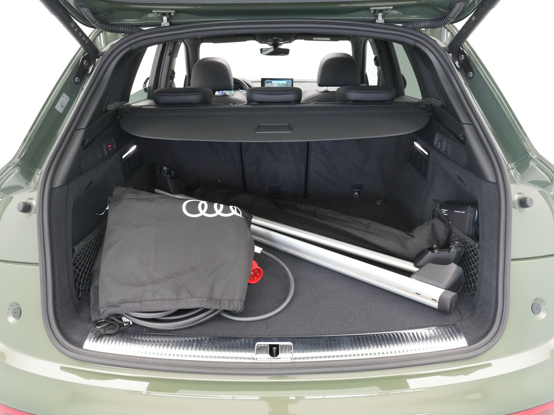 Audi - Q5 50 TFSI e 220 kW / 299 pk - 2024