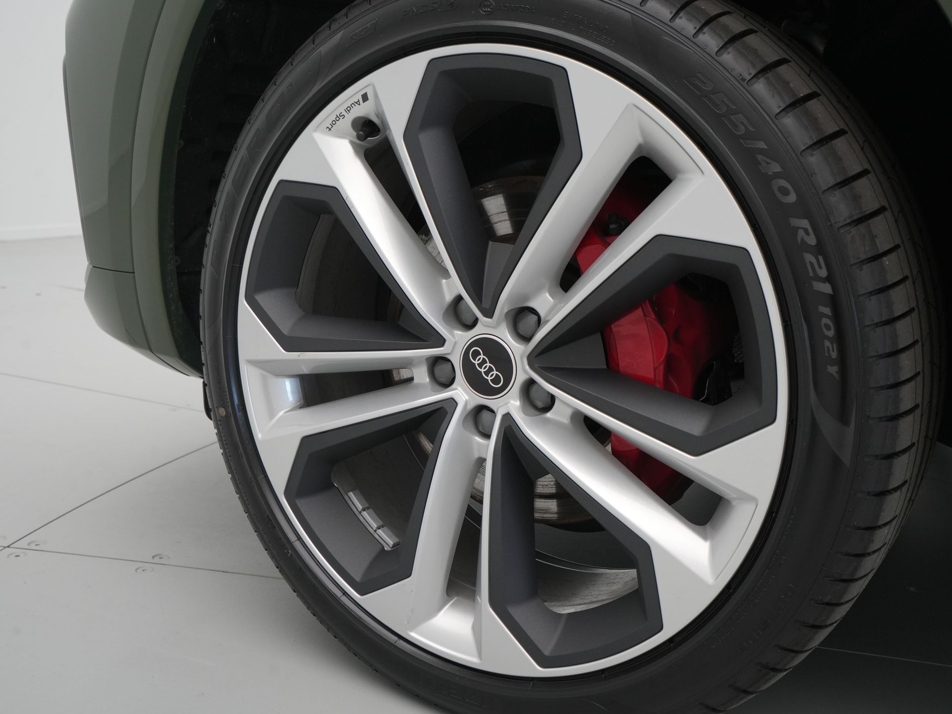 Audi - Q5 50 TFSI e 220 kW / 299 pk - 2024