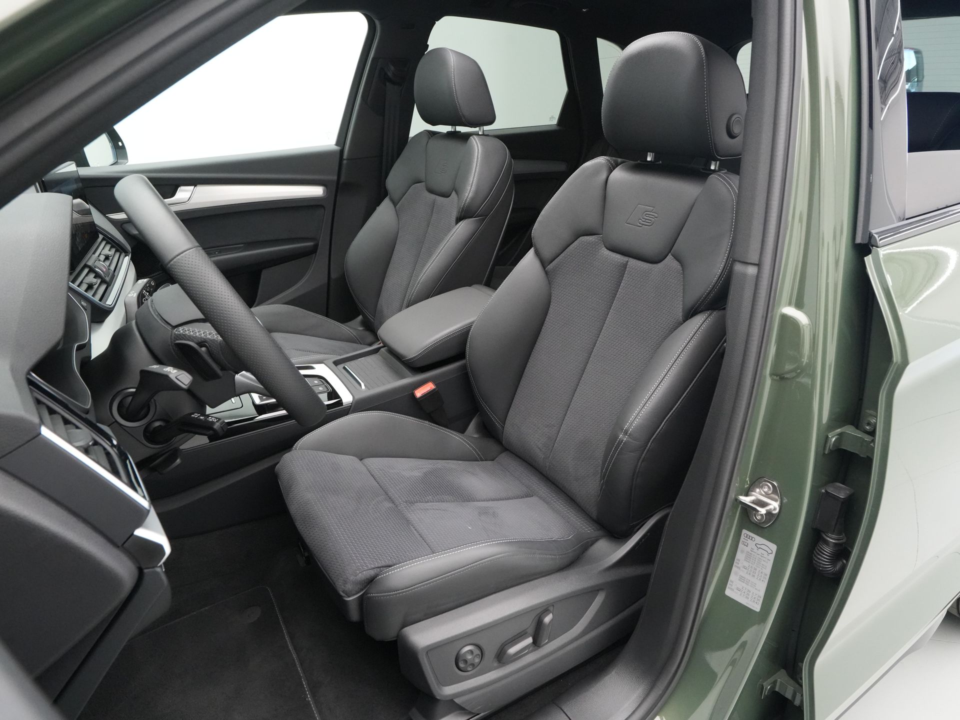 Audi - Q5 50 TFSI e 220 kW / 299 pk - 2024