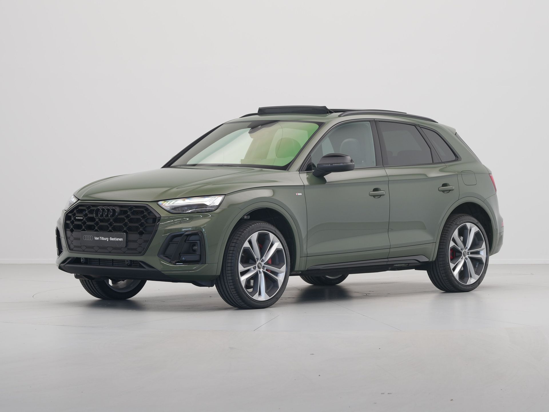 Audi - Q5 50 TFSI e 220 kW / 299 pk - 2024
