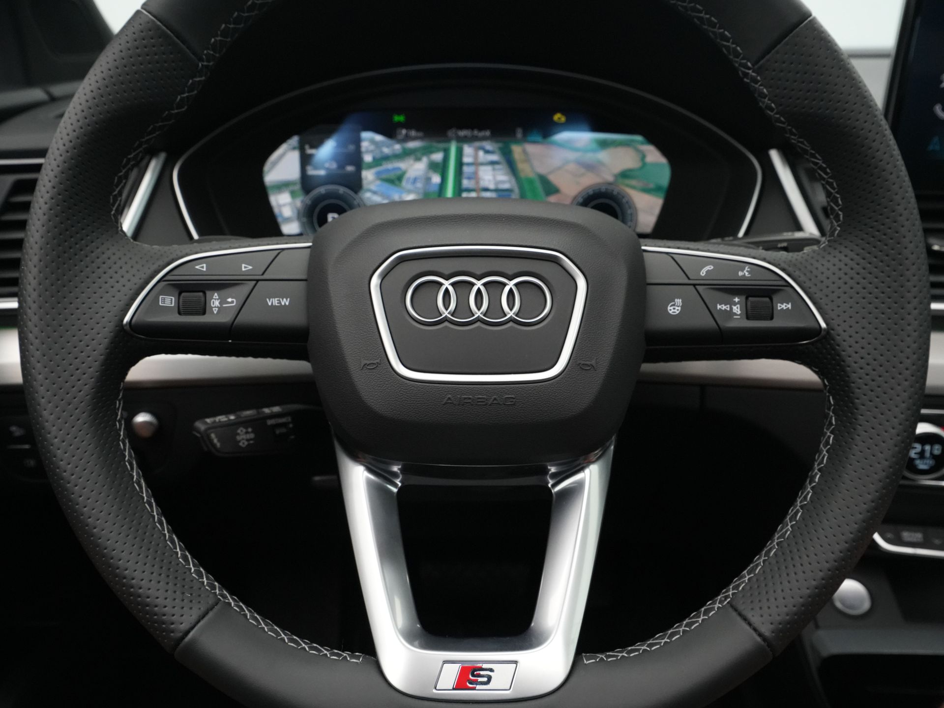 Audi - Q5 50 TFSI e 220 kW / 299 pk - 2024