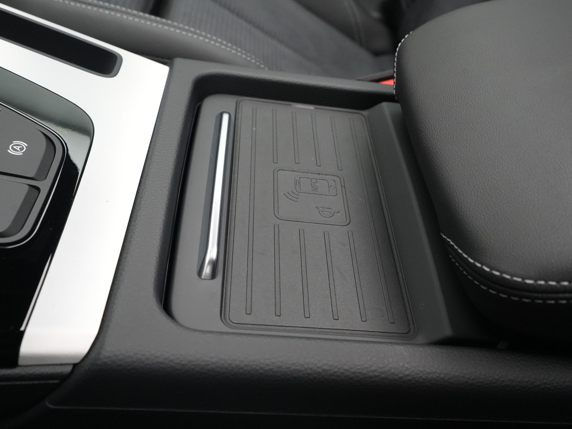 Audi - Q5 50 TFSI e 220 kW / 299 pk - 2024