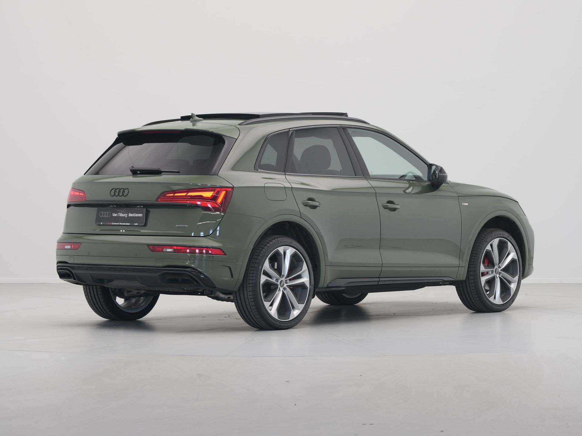 Audi - Q5 50 TFSI e 220 kW / 299 pk - 2024