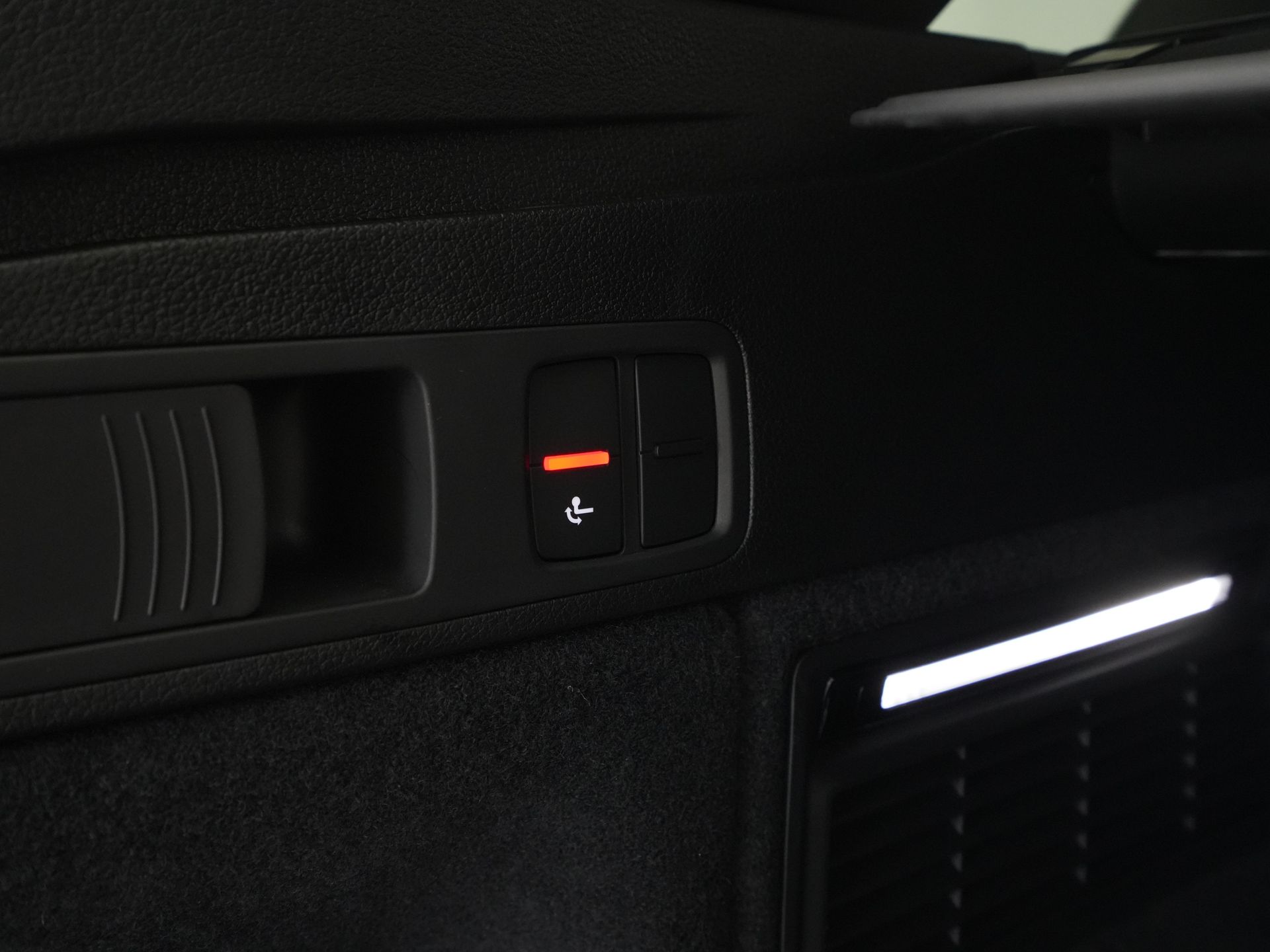 Audi - Q5 55 TFSI e PHEV 367 pk S edition Competition - 2024