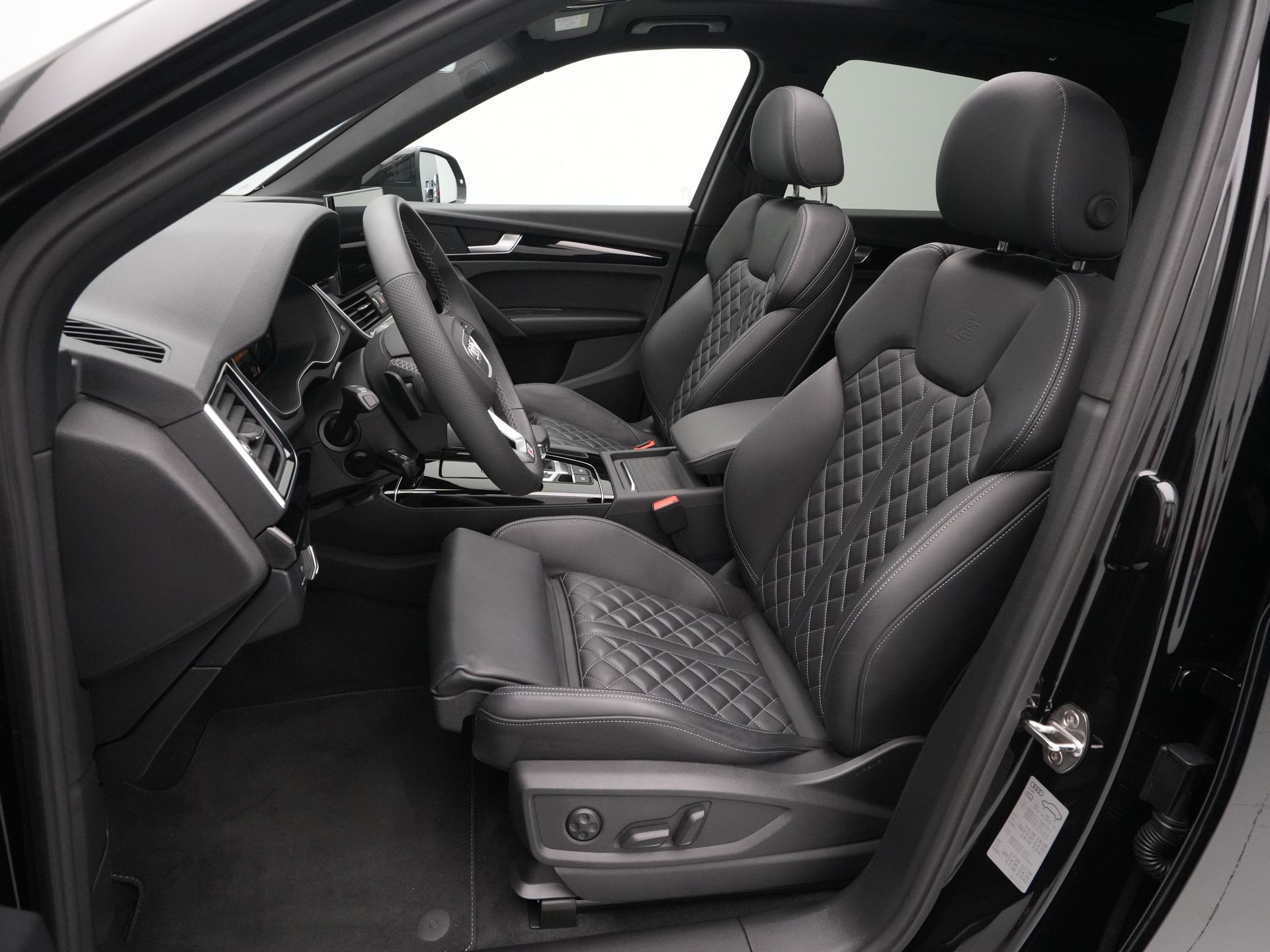 Audi - Q5 55 TFSI e PHEV 367 pk S edition Competition - 2024