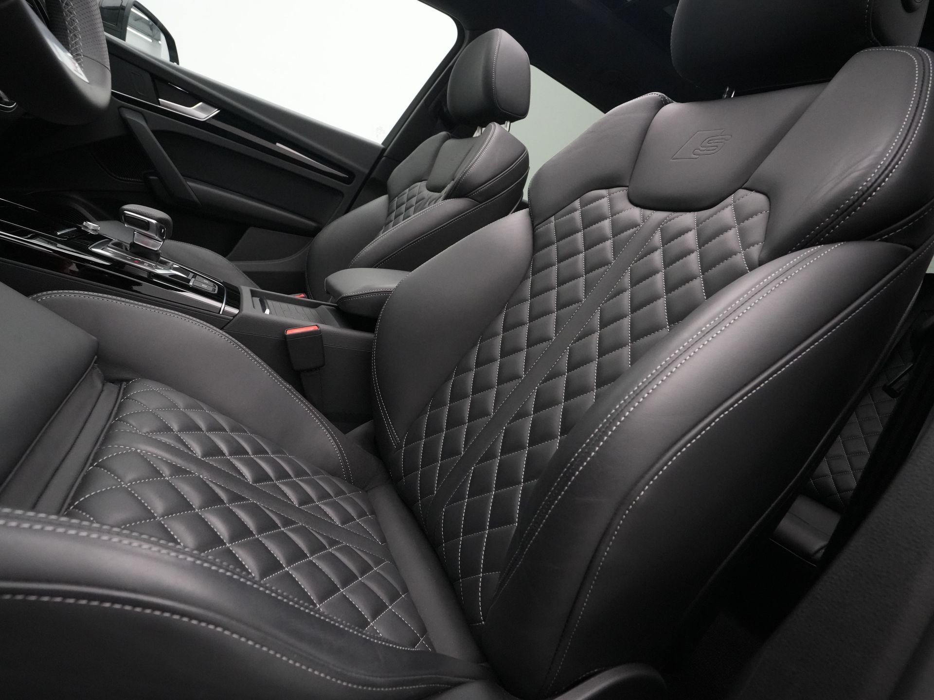 Audi - Q5 55 TFSI e PHEV 367 pk S edition Competition - 2024