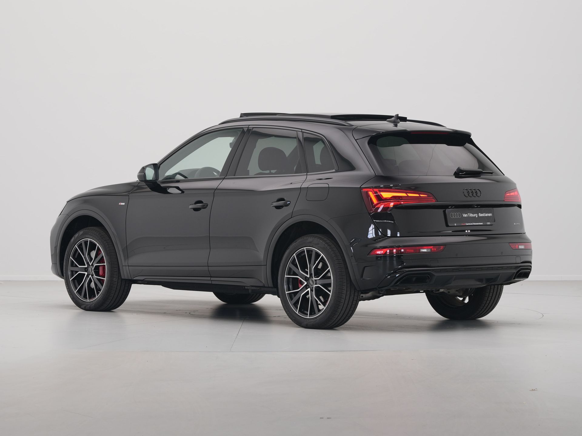 Audi - Q5 55 TFSI e PHEV 367 pk S edition Competition - 2024