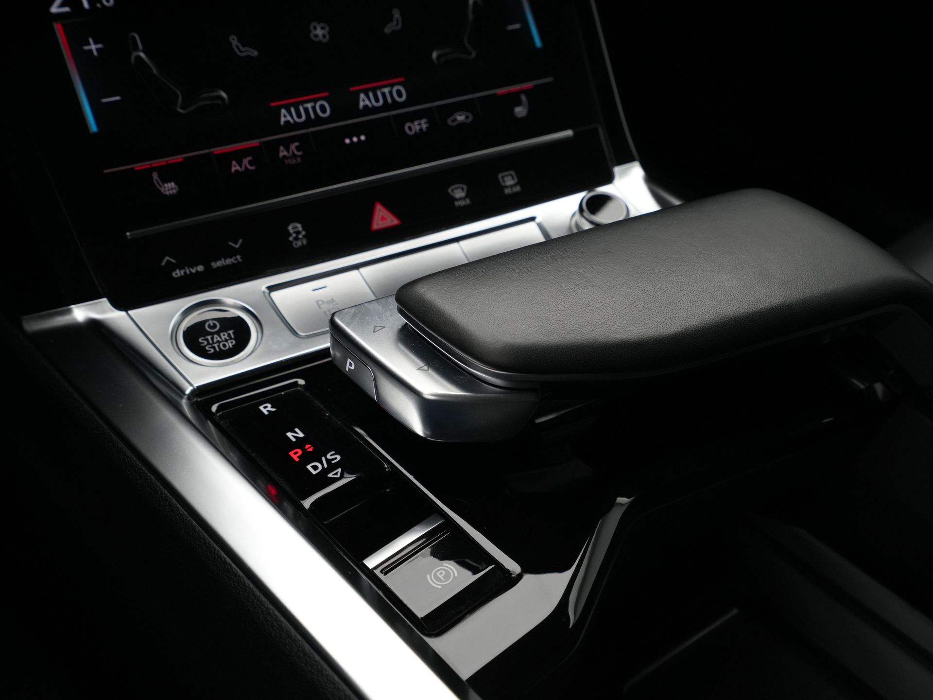 Audi - e-tron e-tron 55 quattro 408pk 95 kWh - 2021