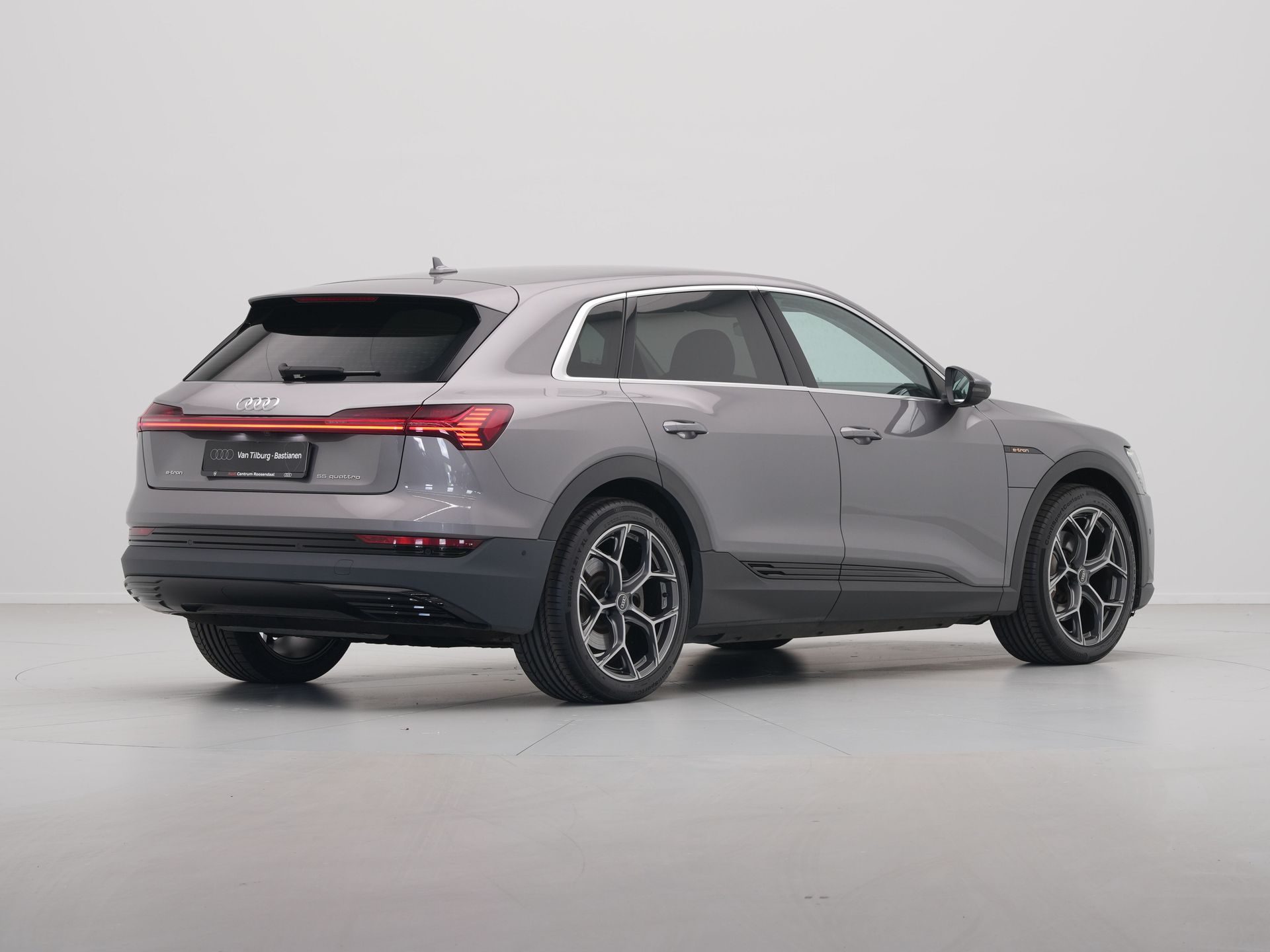 Audi - e-tron e-tron 55 quattro 408pk 95 kWh - 2021