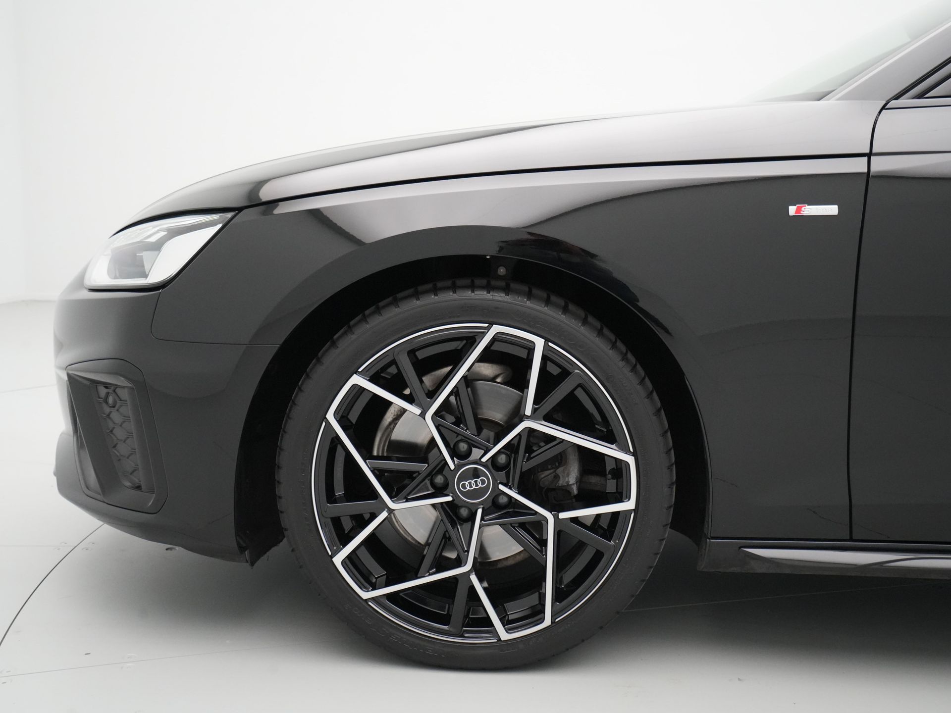 Audi - A4 Avant 35 TFSI 150pk S-Line edition - 2023