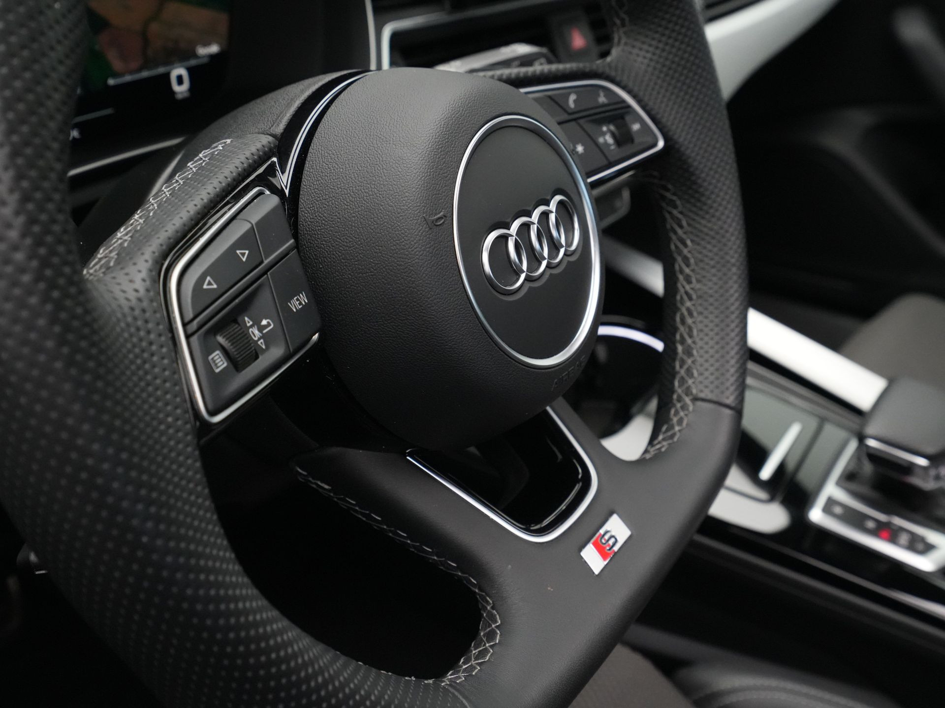 Audi - A4 Avant 35 TFSI 150pk S-Line edition - 2023