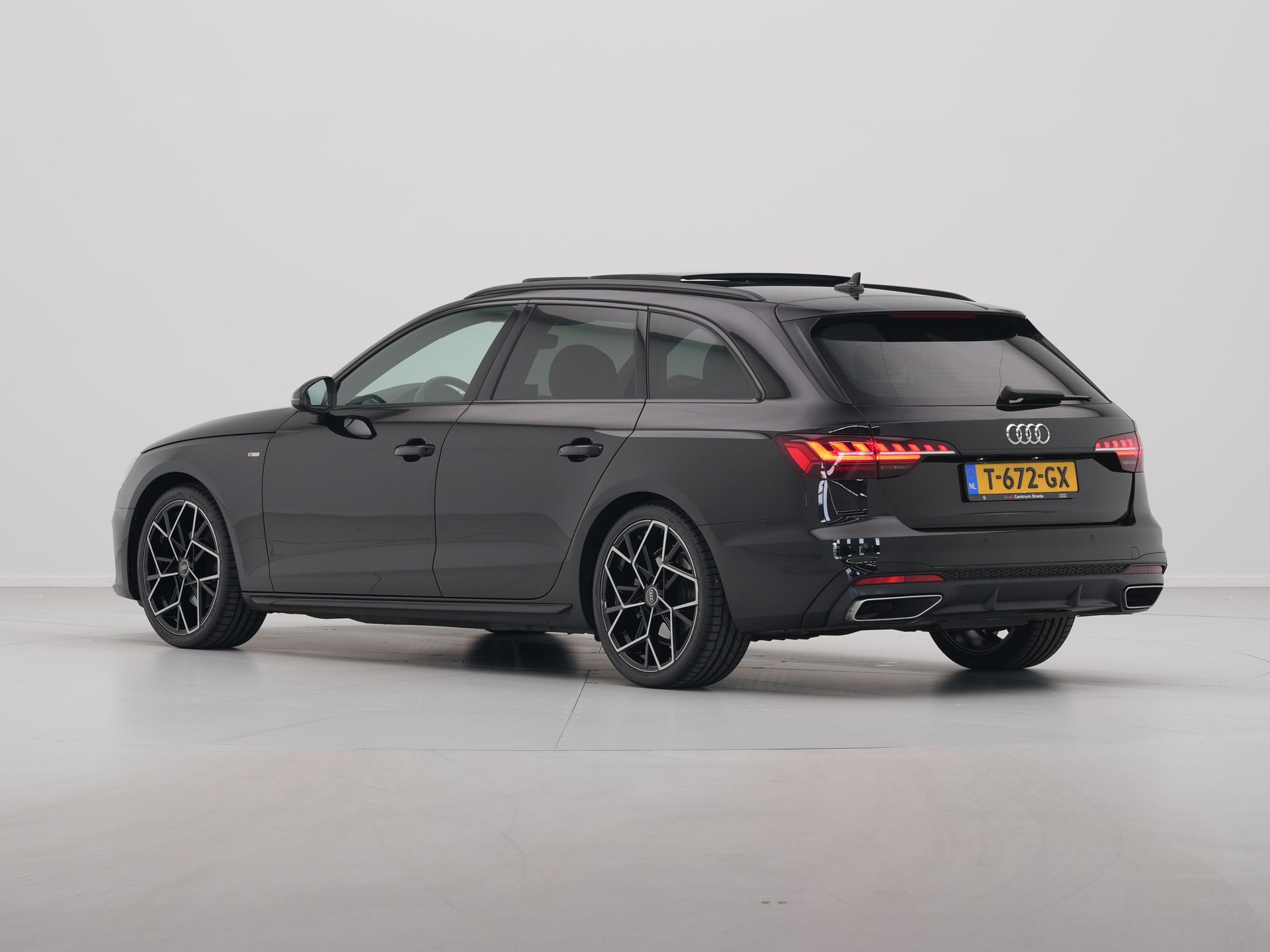 Audi - A4 Avant 35 TFSI 150pk S-Line edition - 2023
