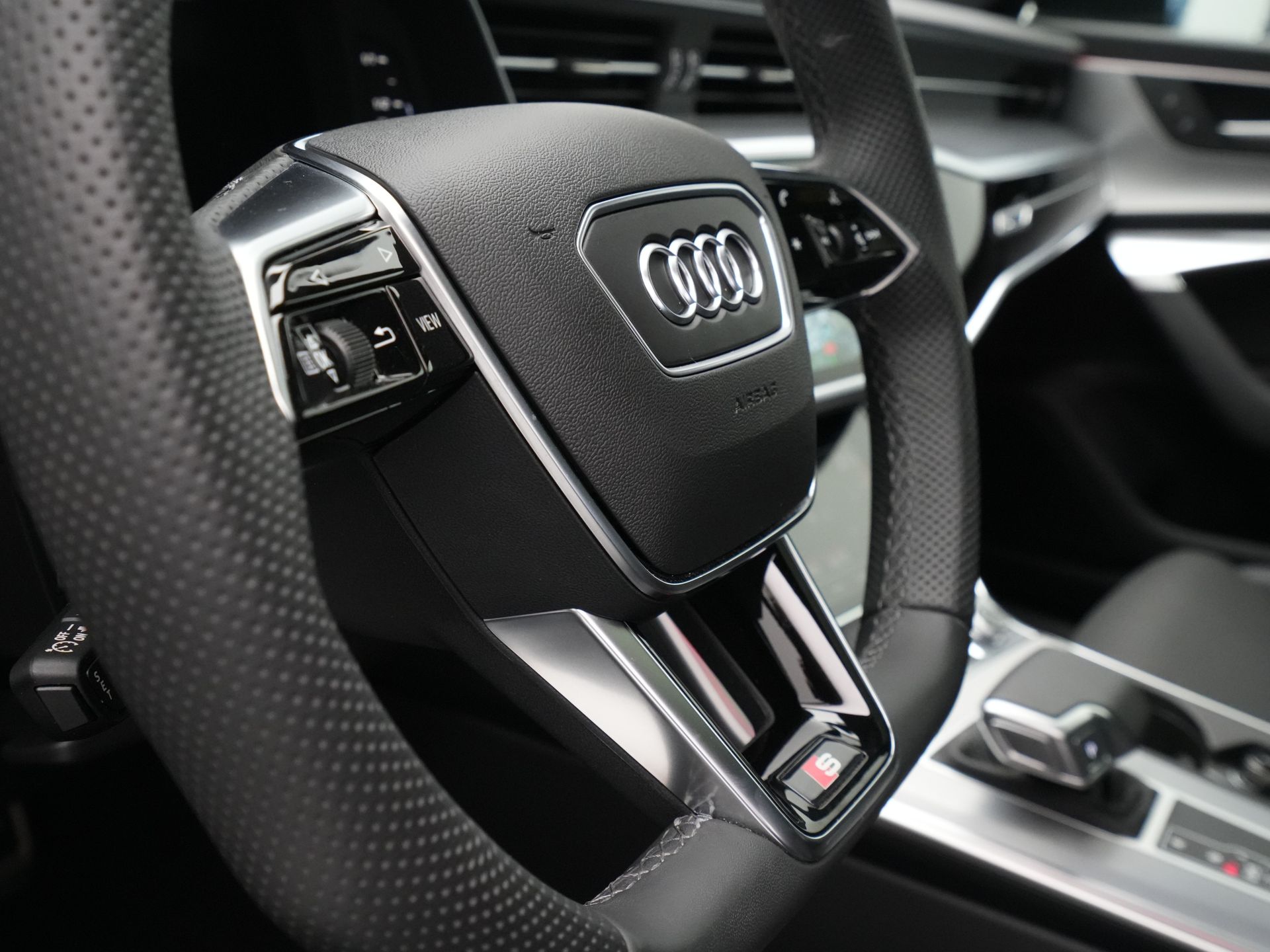 Audi - A6 Avant 40 TFSI S 204 pk S edition Competition - 2024