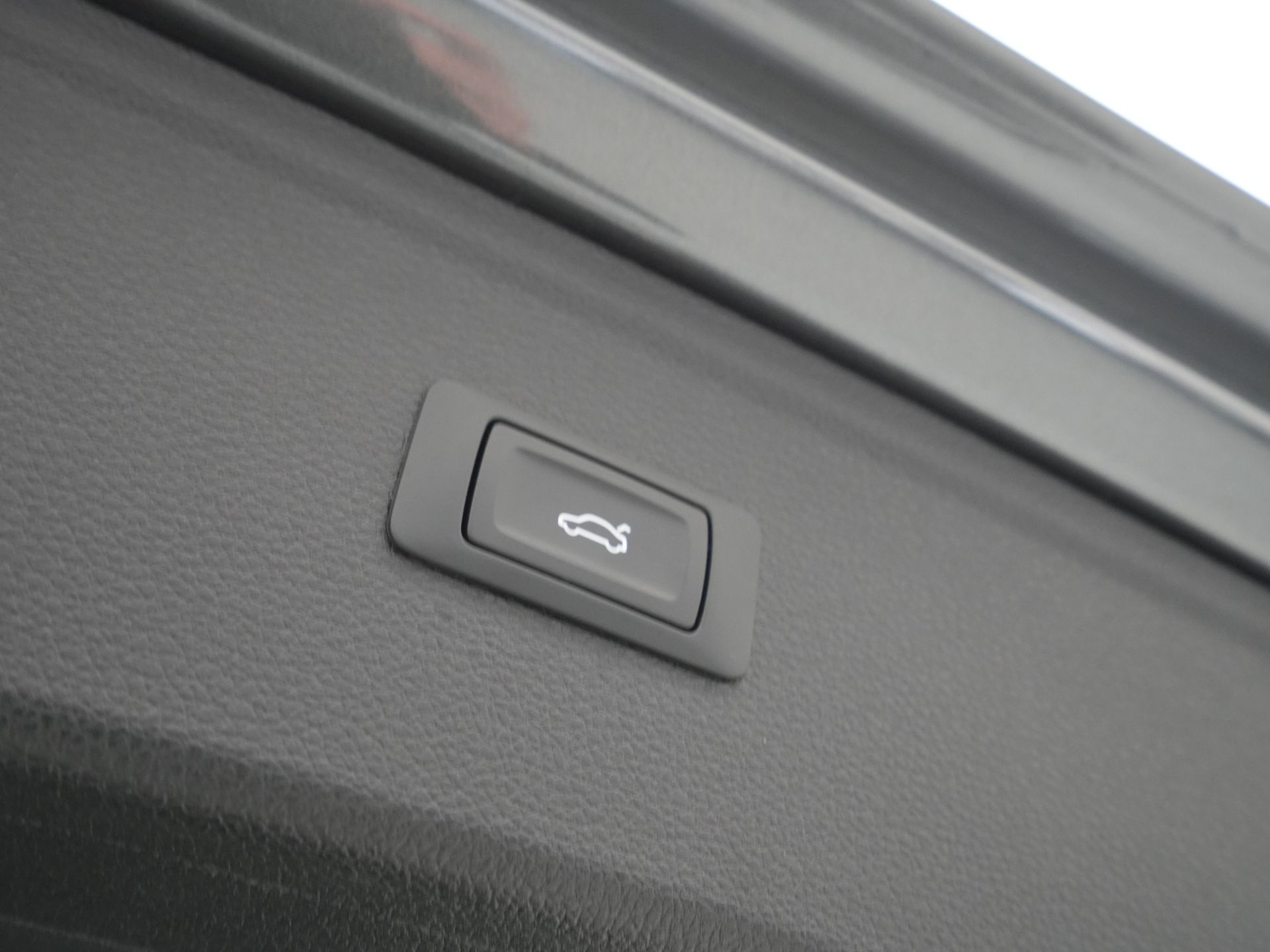 Audi - Q5 50 TFSI e 299 pk S edition - 2024