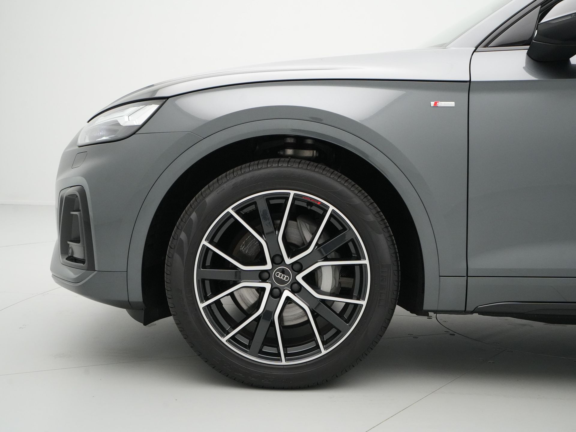 Audi - Q5 50 TFSI e 299 pk S edition - 2024