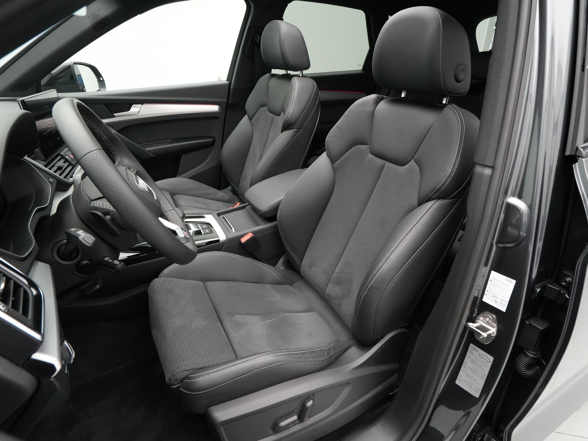 Audi - Q5 50 TFSI e 299 pk S edition - 2024