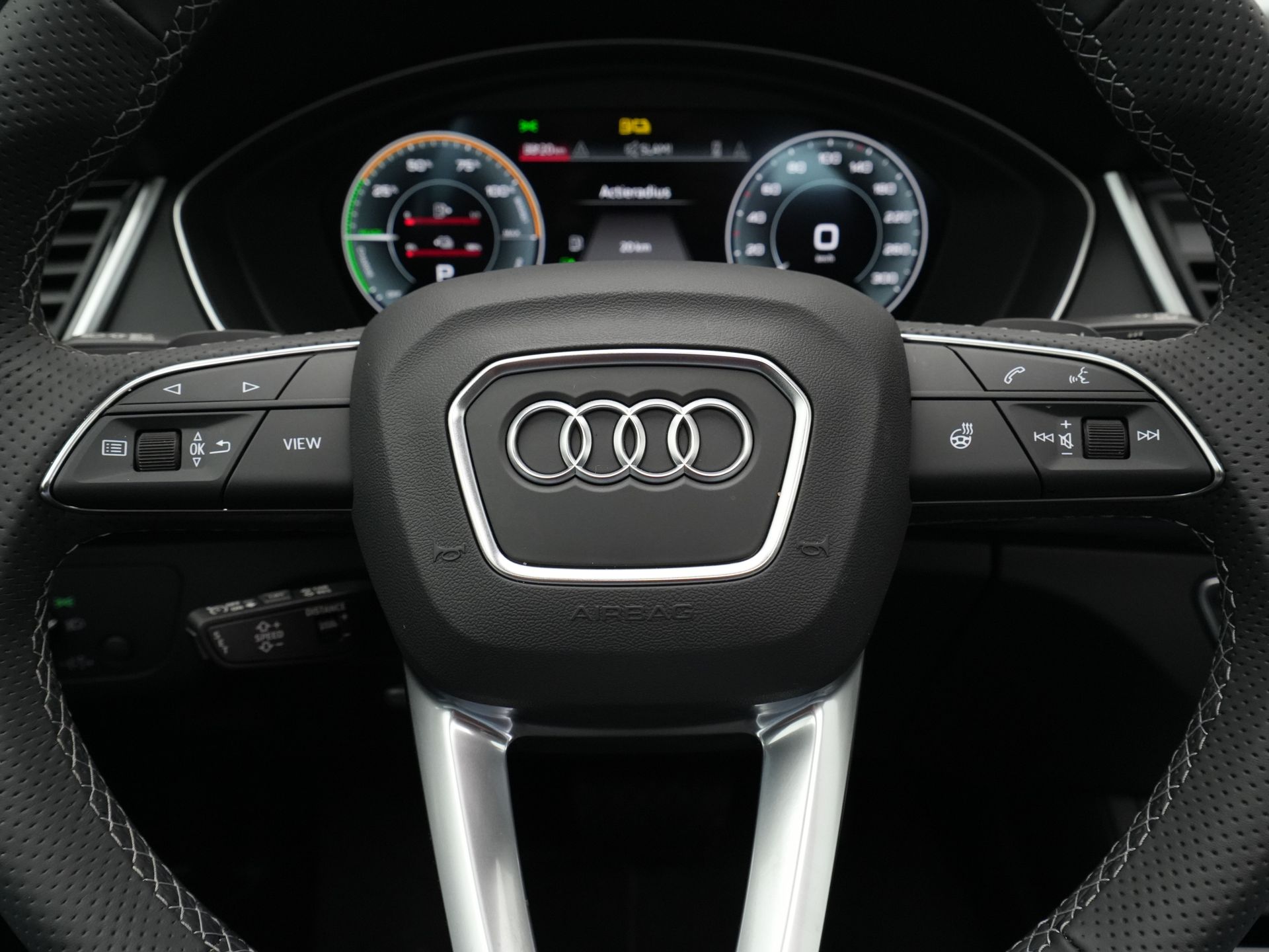 Audi - Q5 Sportback 55 TFSI e 367pk S edition Competition - 2024