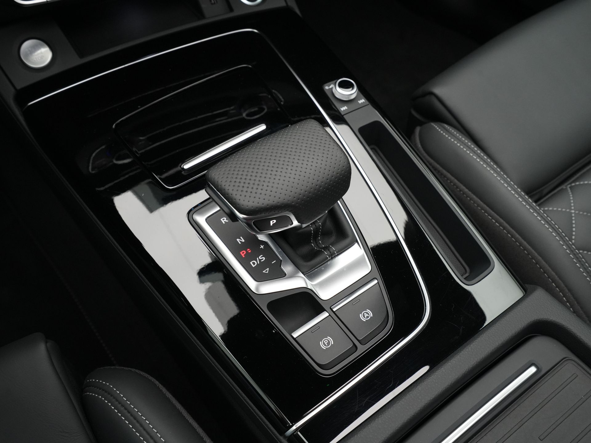 Audi - Q5 Sportback 55 TFSI e 367pk S edition Competition - 2024