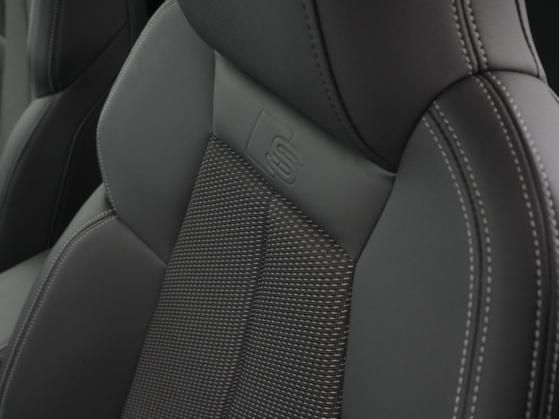 Audi - A3 Sportback 35 TFSI 150 pk S edition - 2024