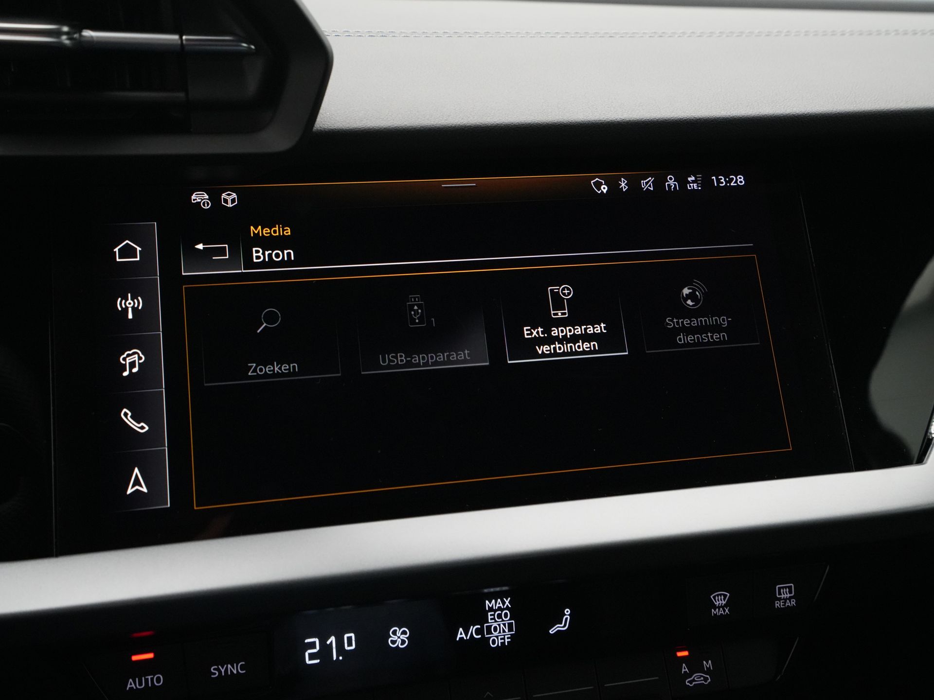 Audi - A3 Sportback 35 TFSI 150 pk S edition - 2024
