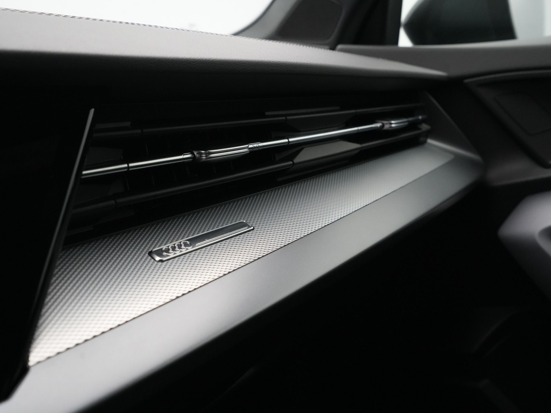 Audi - A3 Sportback 35 TFSI 150 pk S edition - 2024