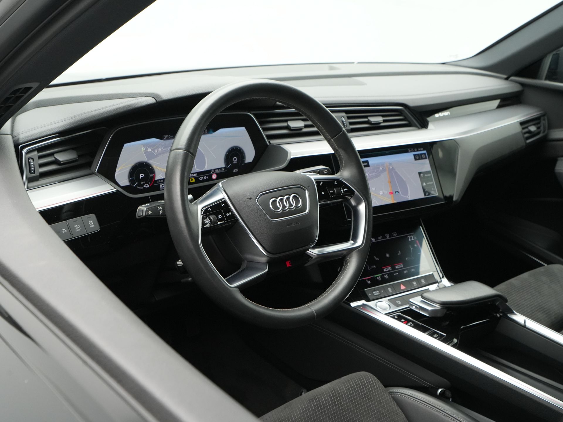 Audi - e-tron e-tron 55 quattro 361pk advanced S-Line 95 kWh - 2019
